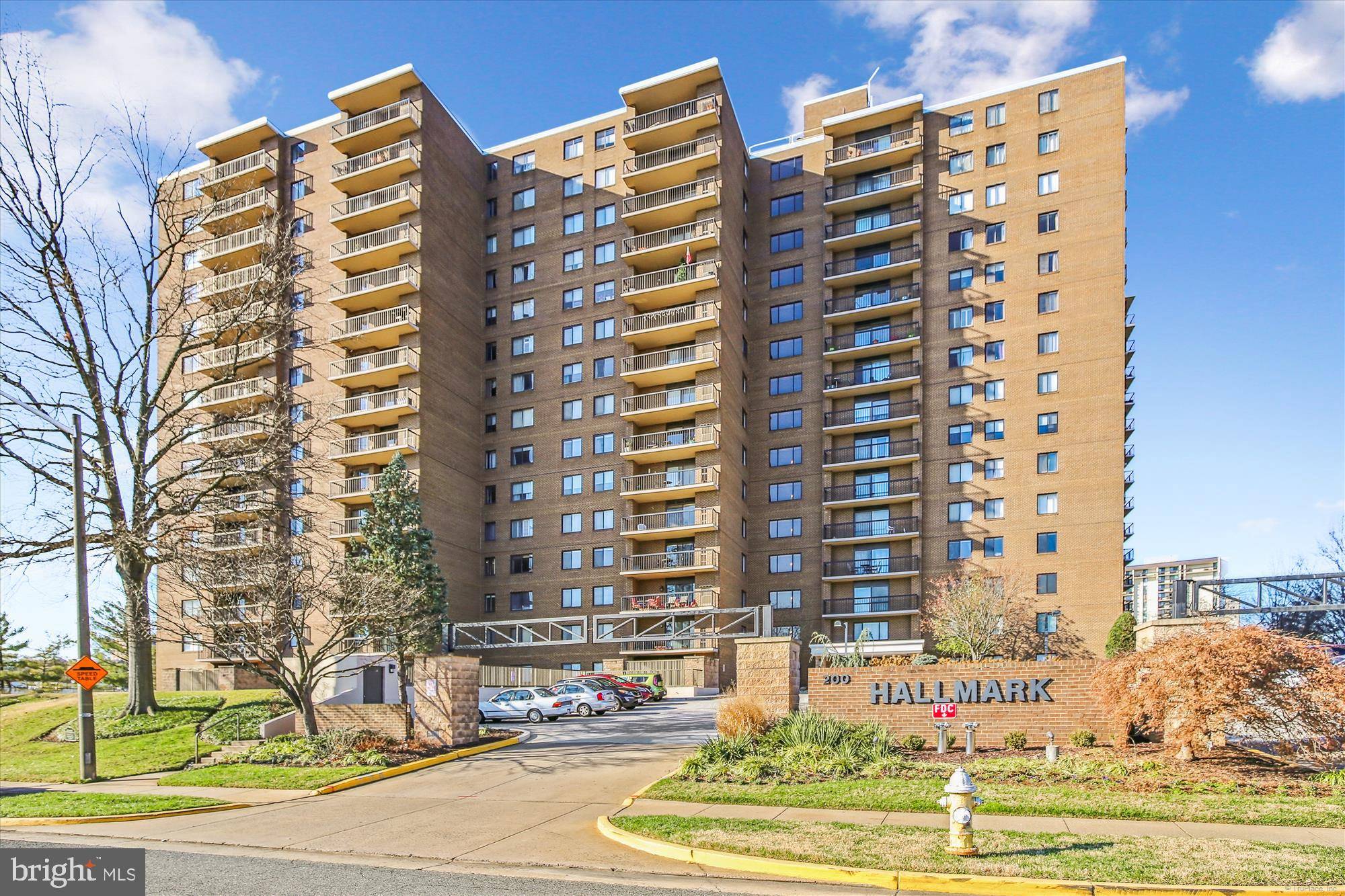 Alexandria, VA 22304,200 N PICKETT #1104