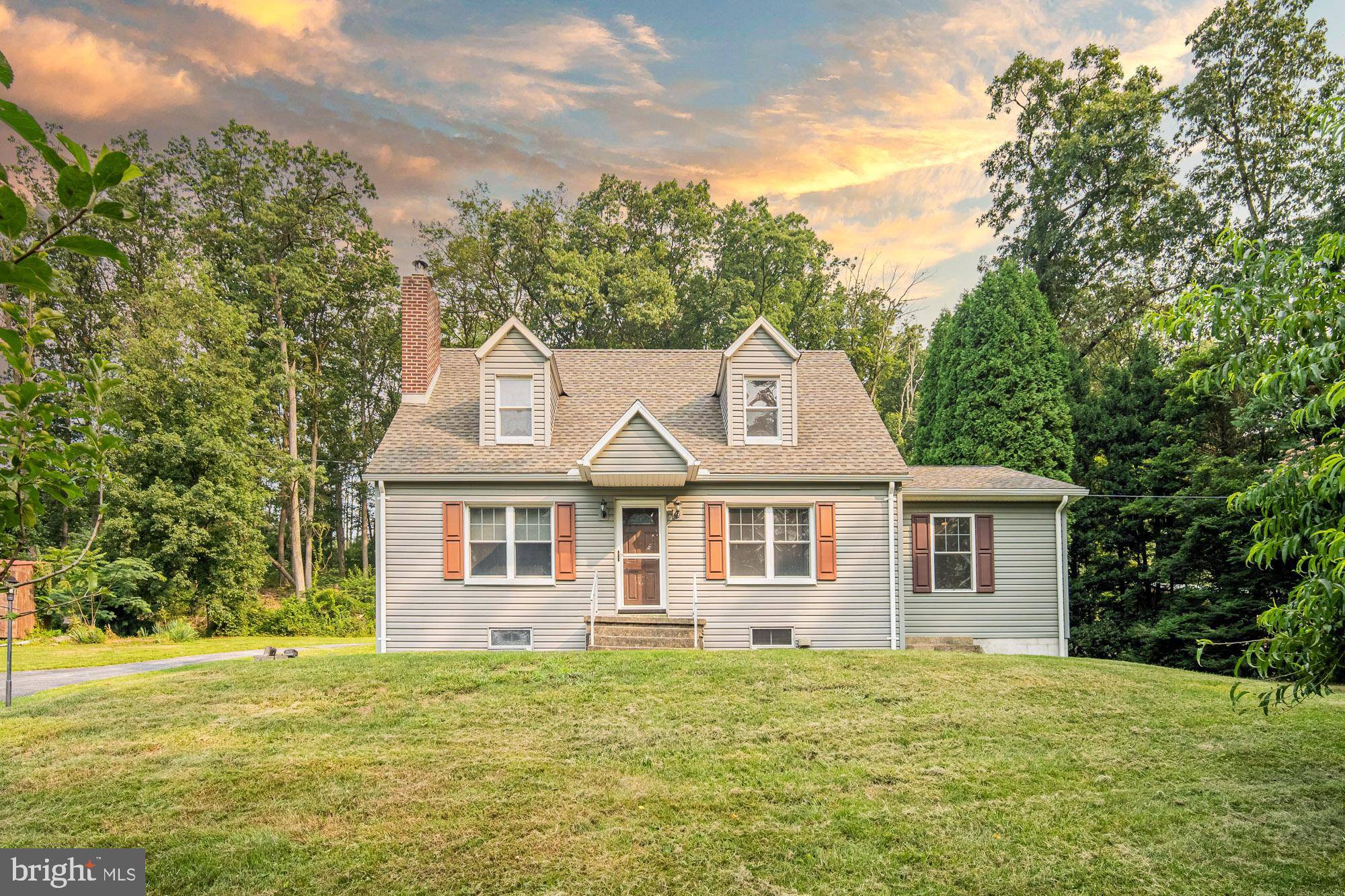 Hellam, PA 17406,5281 TWILIGHT LN