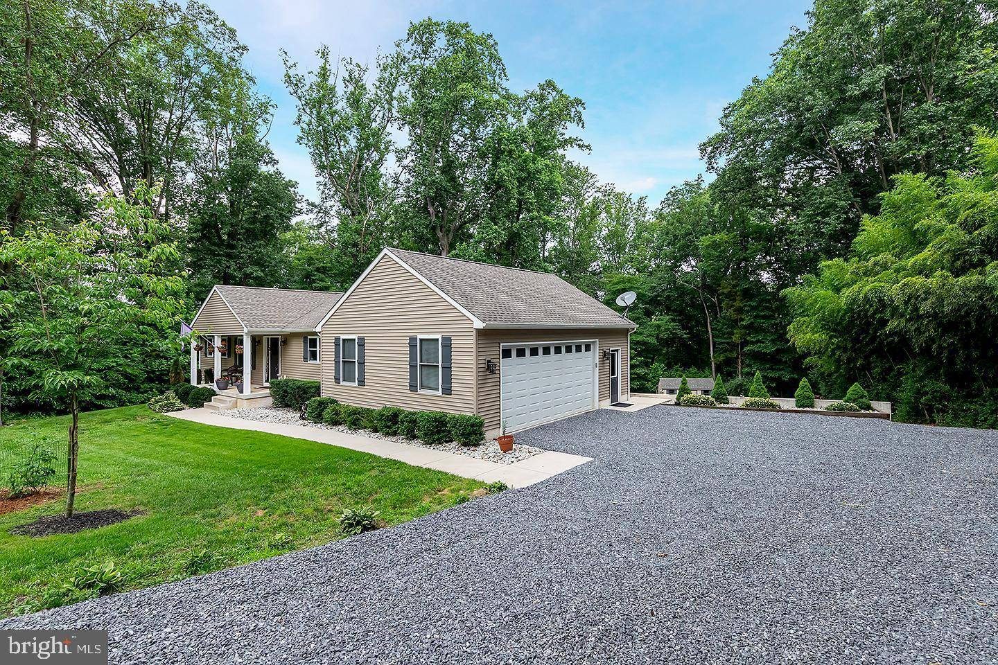 Pilesgrove, NJ 08098,40 BIRCH LN