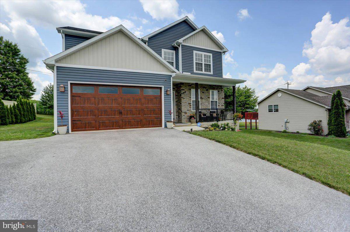 Shippensburg, PA 17257,300 FEATHER DR