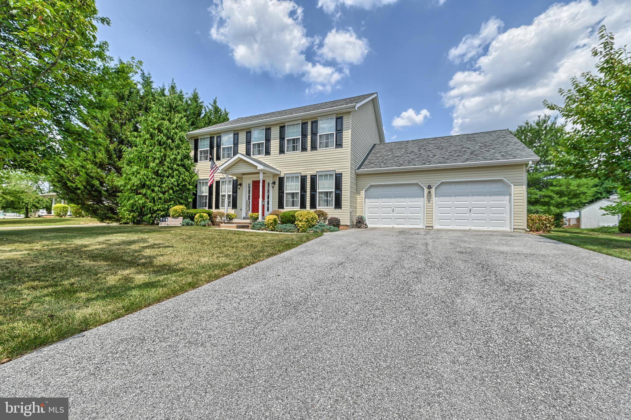 Hanover, PA 17331,15 SARATOGA CT