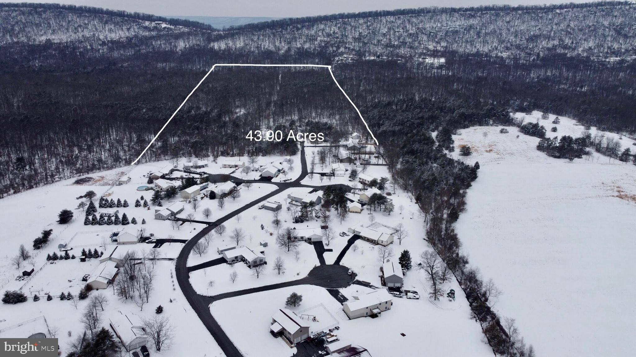 Gerrardstown, WV 25420,43.90 ACRES END OF MCGILL DR