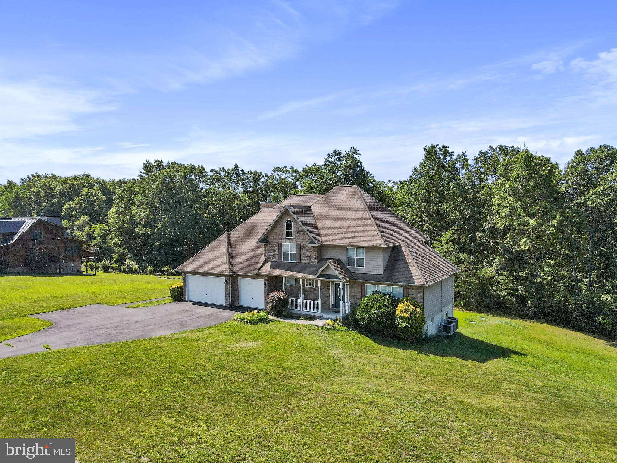 Hedgesville, WV 25427,535 FABLE RD