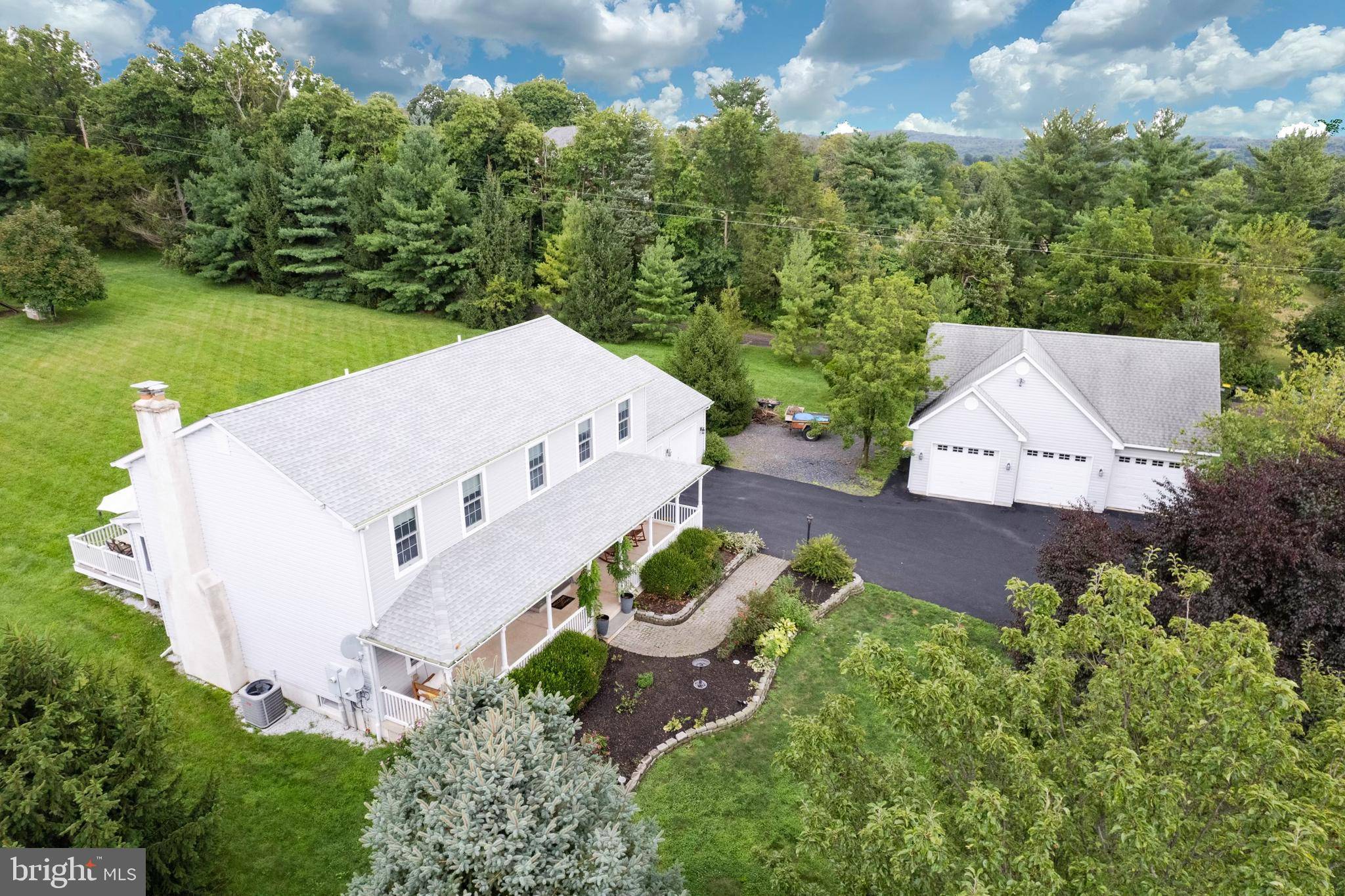 Ottsville, PA 18942,736 GEIGEL HILL RD