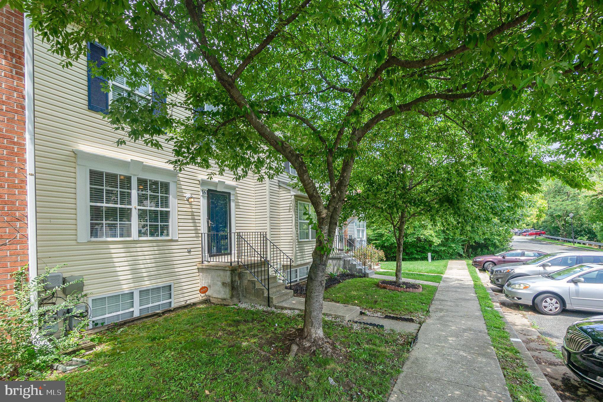 Rosedale, MD 21237,16 TAMERON PL