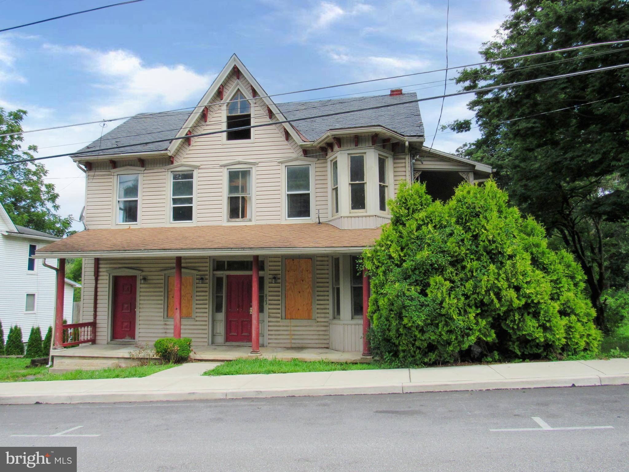 Delta, PA 17314,823 MAIN ST