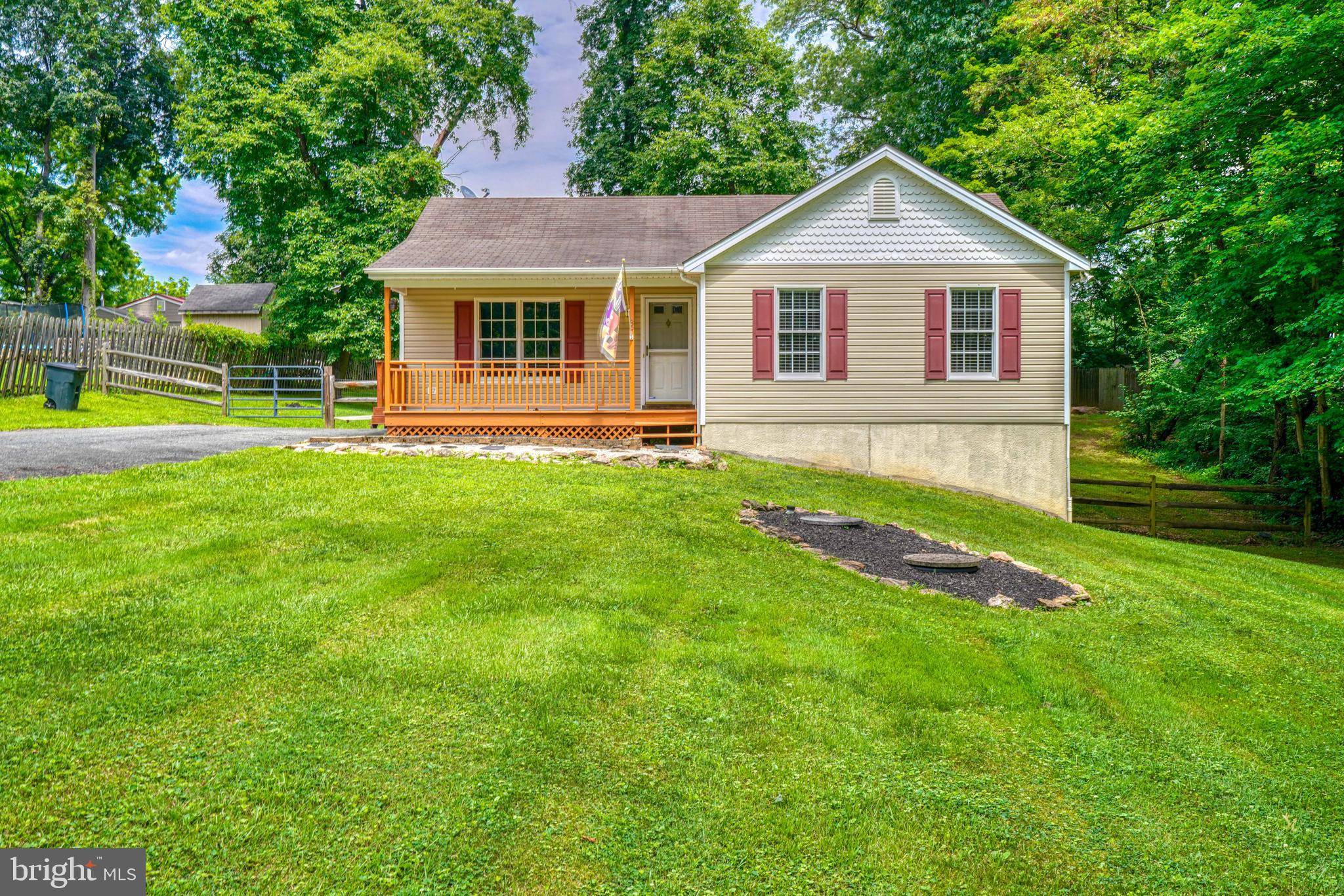 Delta, PA 17314,89 S OAK HEIGHTS TRL