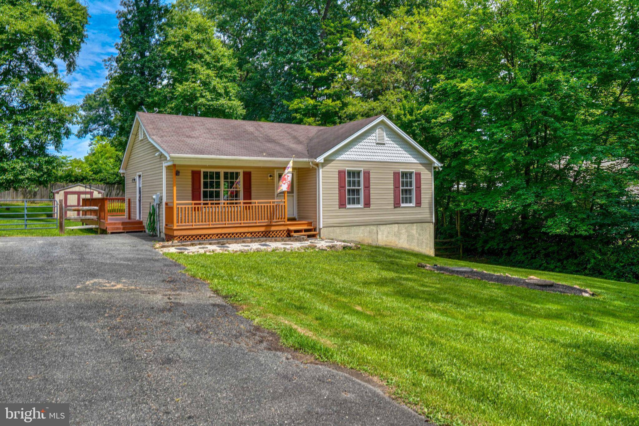 Delta, PA 17314,89 S OAK HEIGHTS TRL