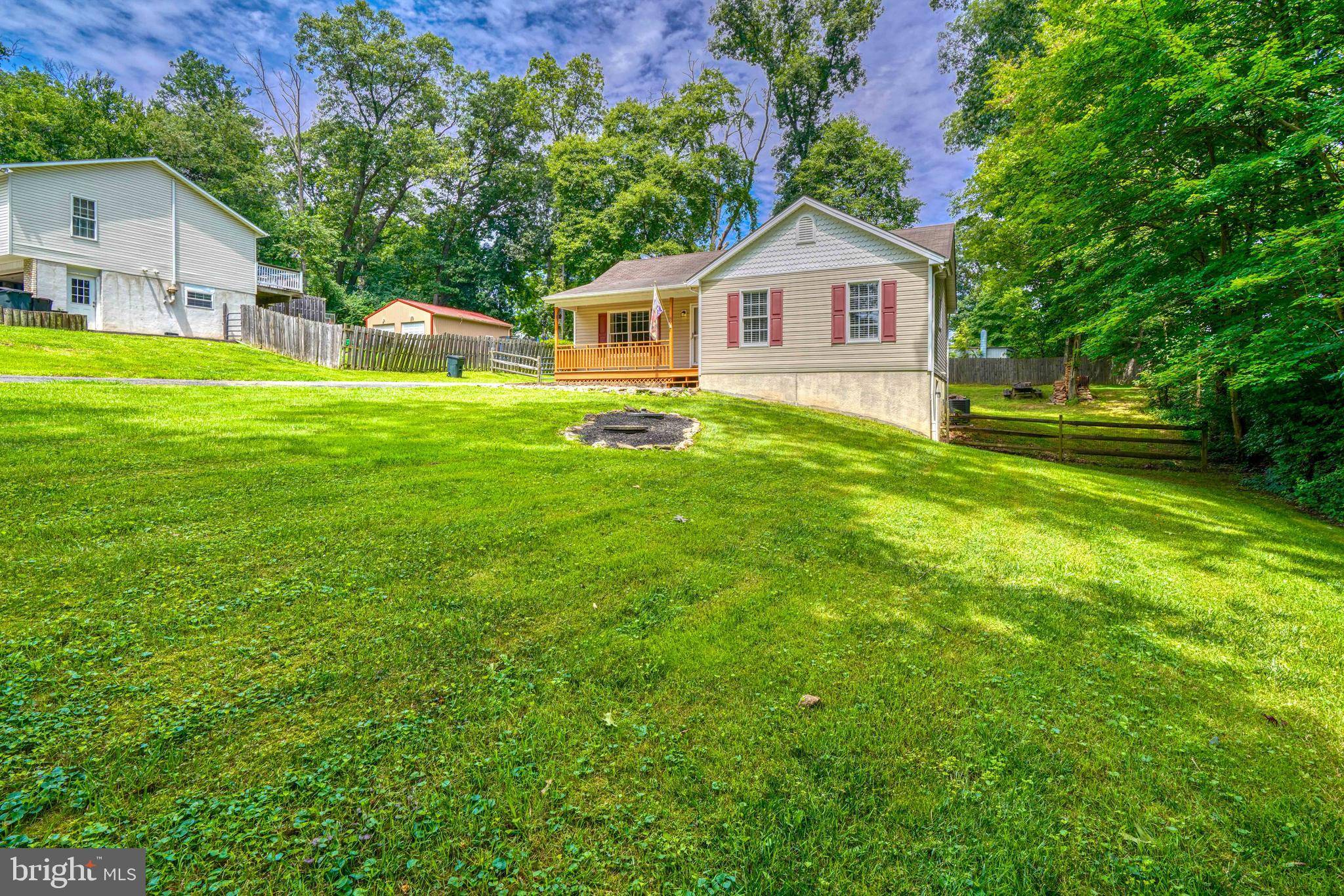 Delta, PA 17314,89 S OAK HEIGHTS TRL