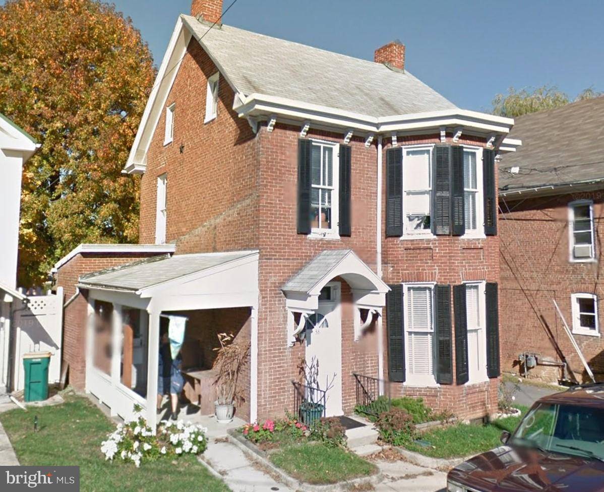 Waynesboro, PA 17268,38 CLAYTON AVE