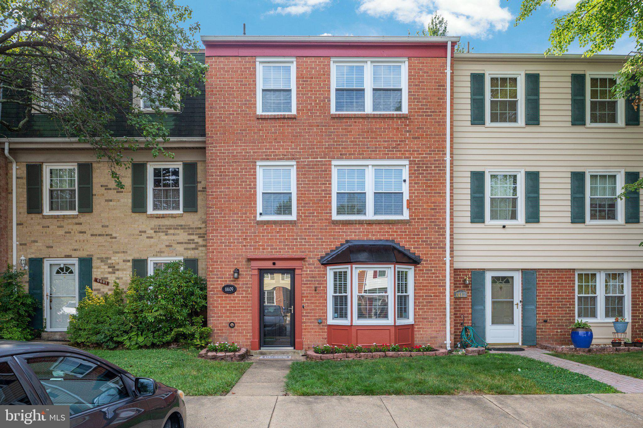 Alexandria, VA 22310,6609 DEER GAP CT