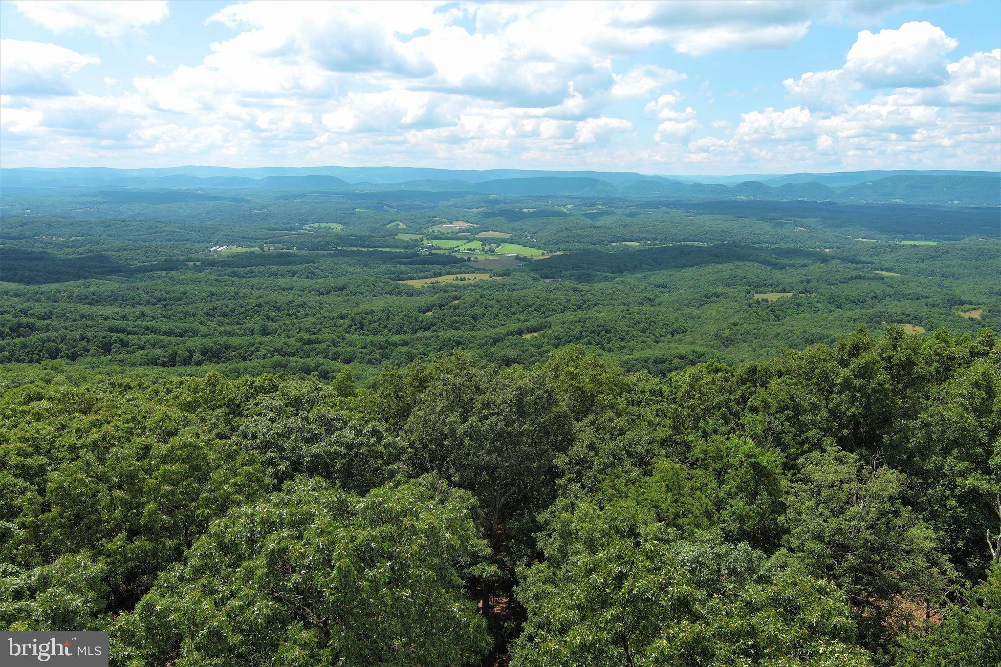 Fort Ashby, WV 26719,207 BLUFFS ON THE POTOMAC