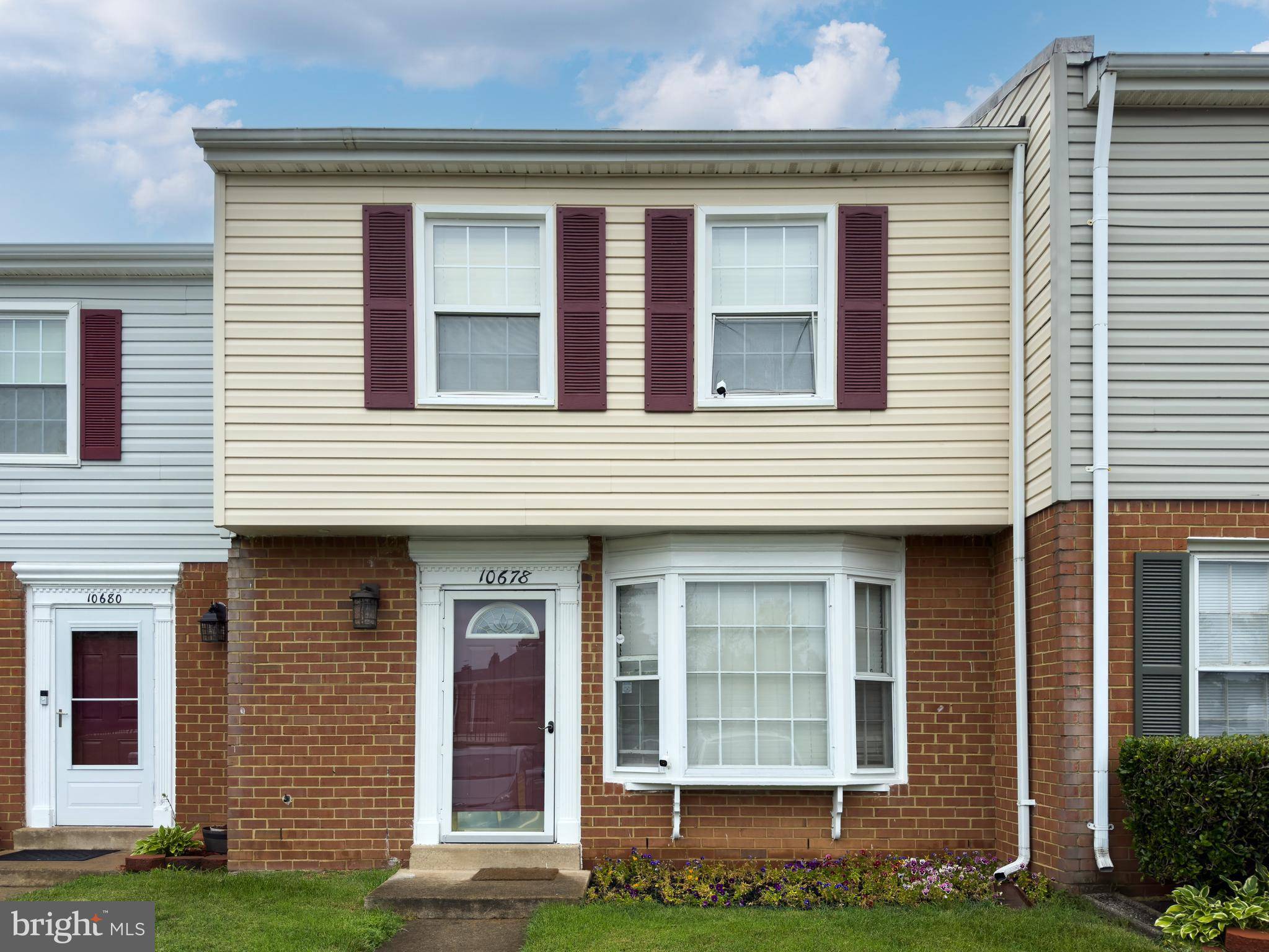 Manassas, VA 20109,10678 MEADOW GROVE CT