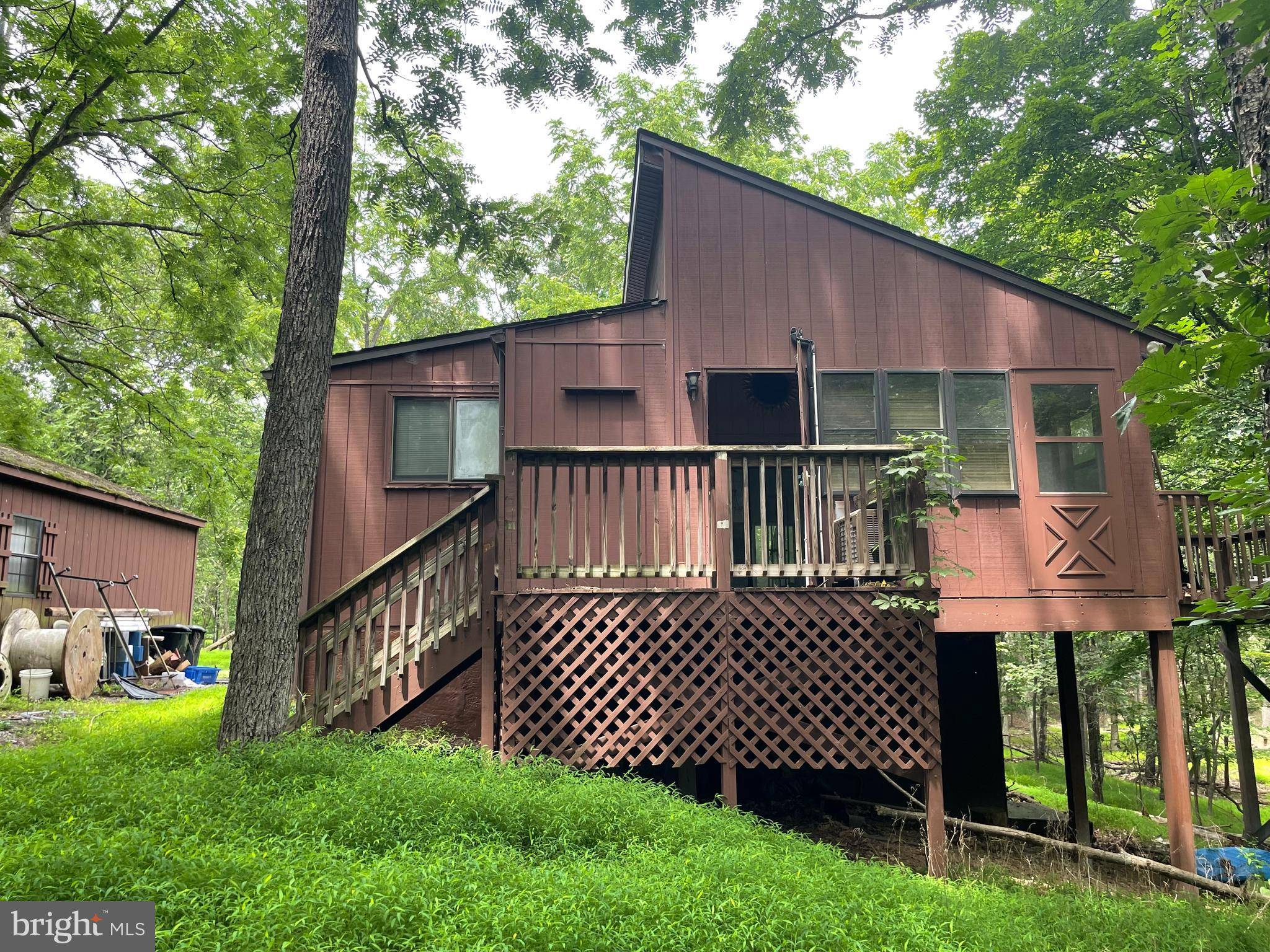 Hedgesville, WV 25427,331 WALDEN RD