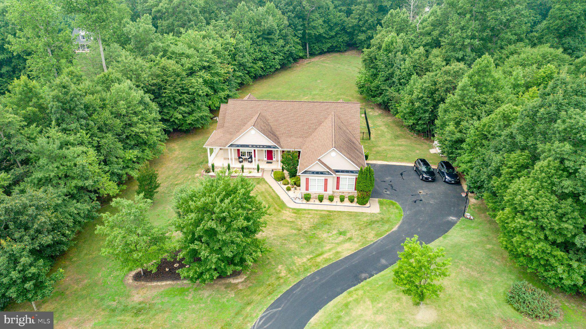 Fredericksburg, VA 22406,325 GENTLE BREEZE CIR