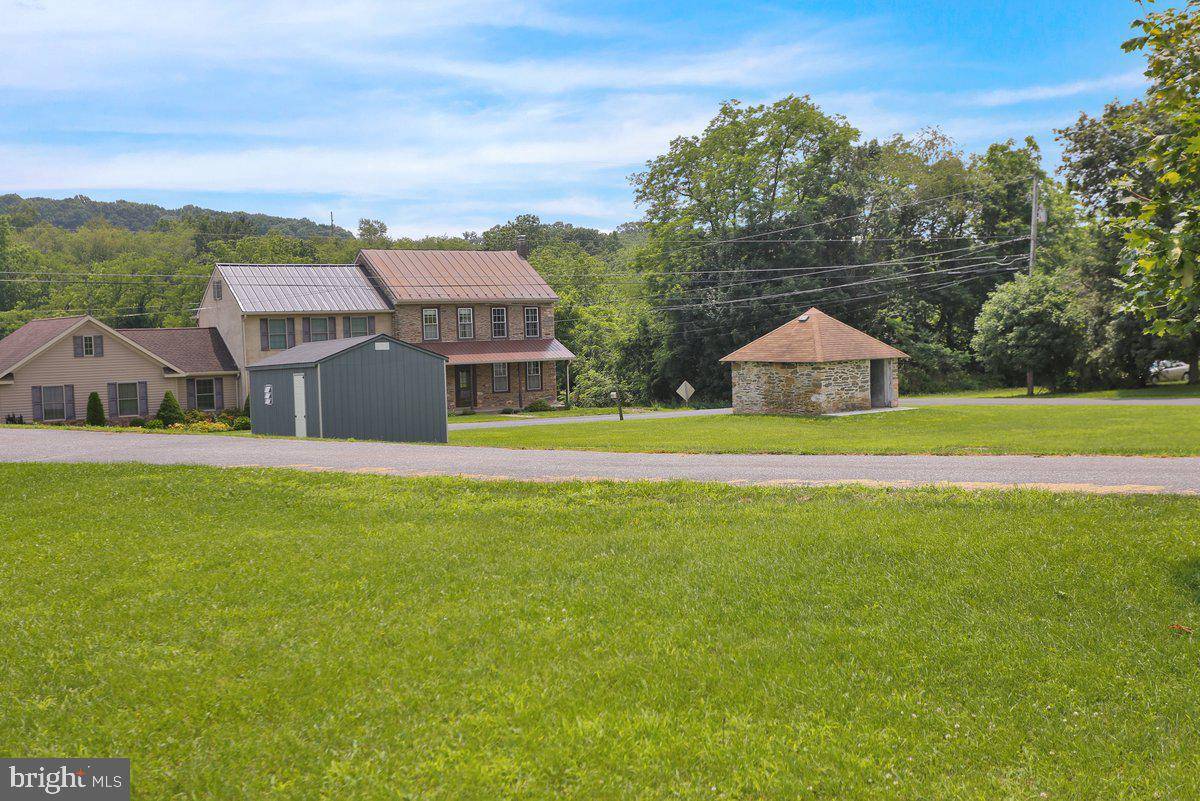 Lenhartsville, PA 19534,120 BLEILE RD