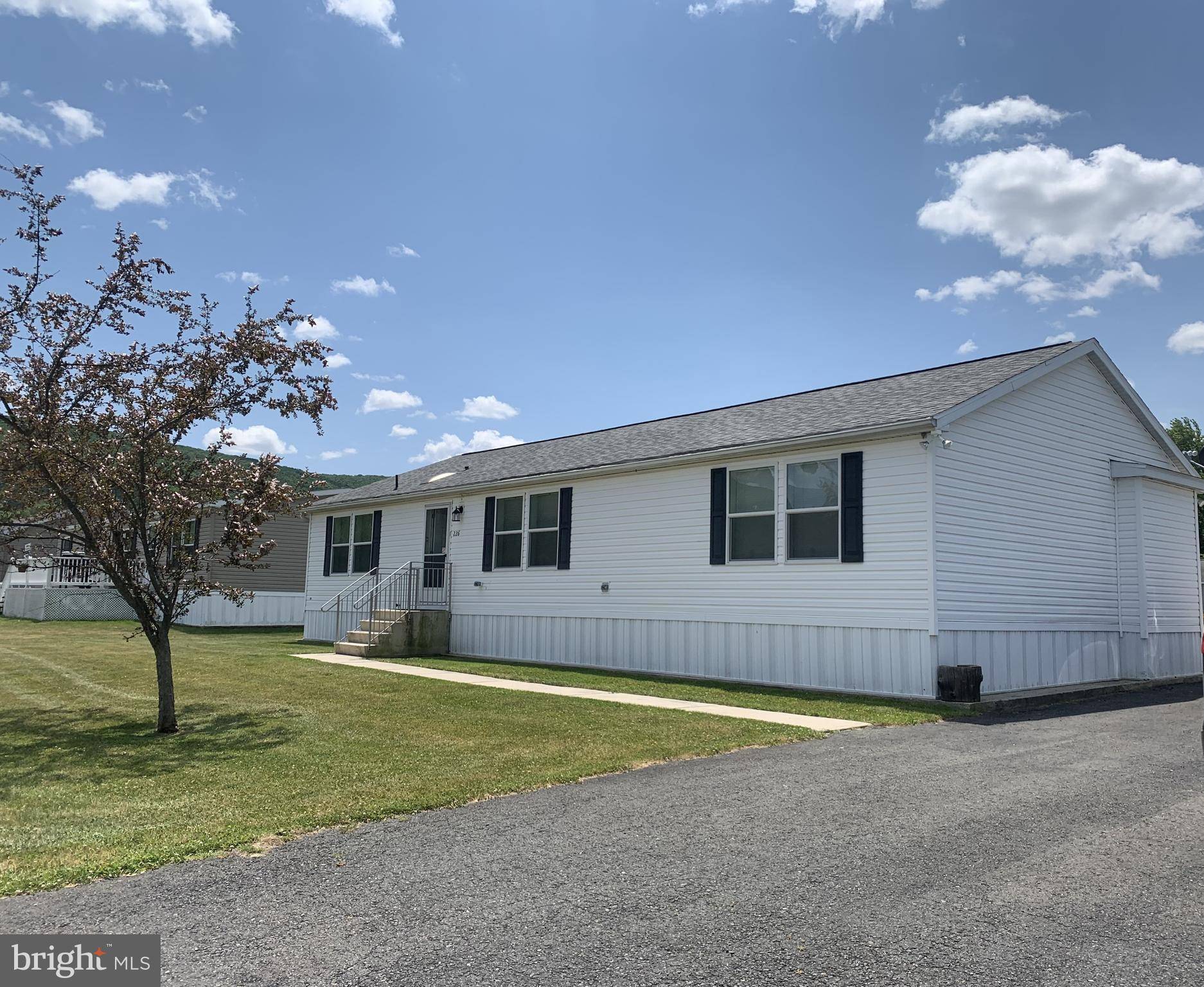 Lehighton, PA 18235,226 JENNIFER LN