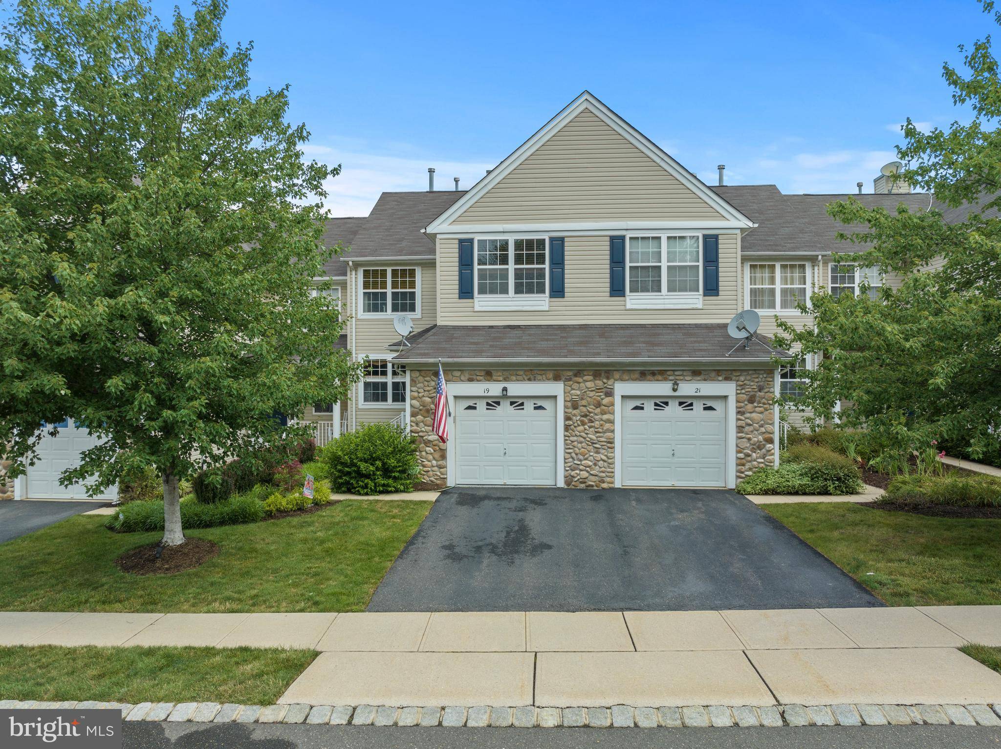 Princeton, NJ 08540,19 SCARLET OAK DR