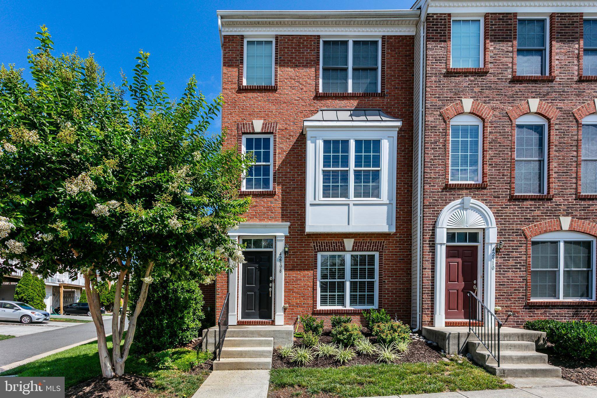 Chantilly, VA 20152,42908 MCCOMAS TER