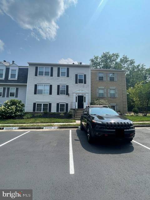 Woodbridge, VA 22192,2796 BORDEAUX PL #23B16