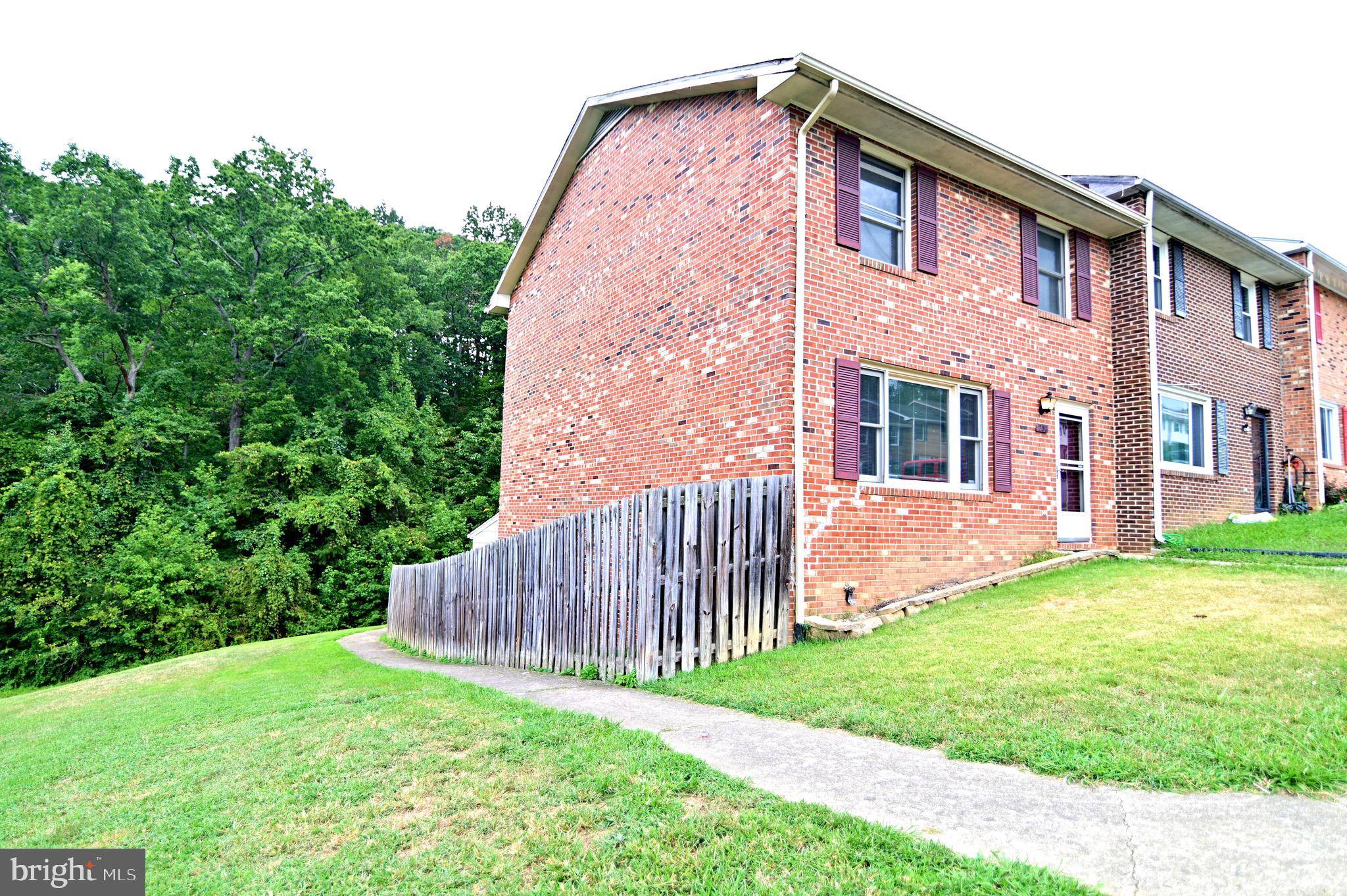 Fredericksburg, VA 22405,252 OVERLOOK CT