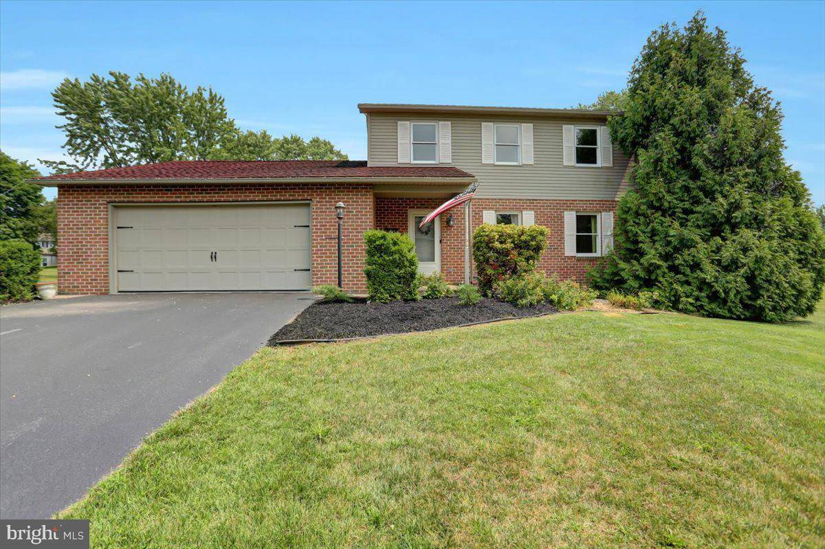 Chambersburg, PA 17202,938 BARD DRIVE #24