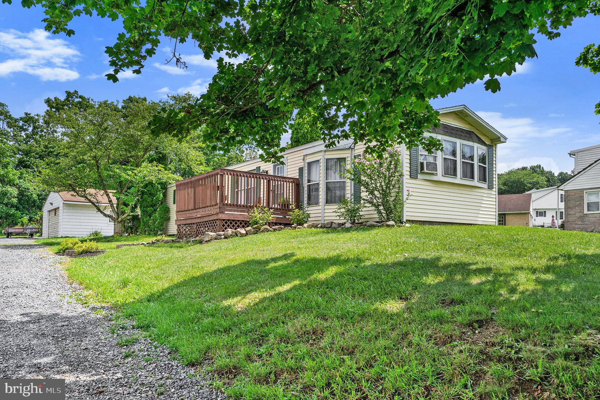 Blandon, PA 19510,4 MOUNTAIN SPRING RD