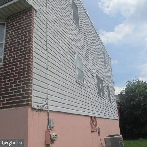 Clifton Heights, PA 19018,330 E BERKLEY AVE