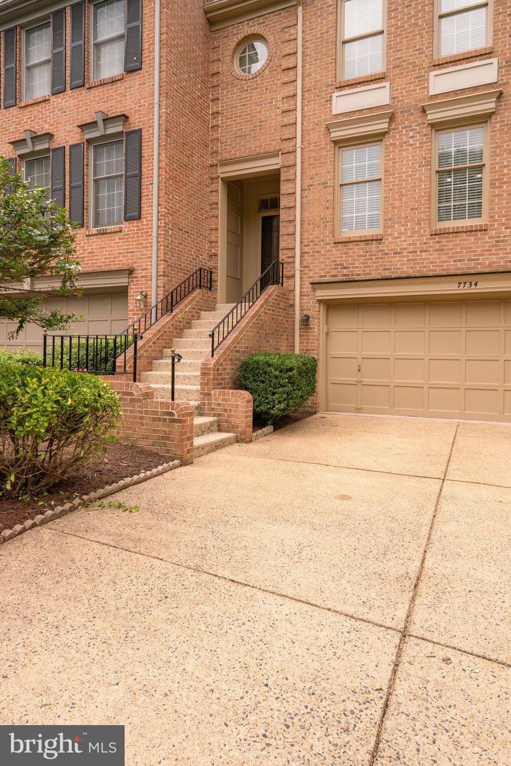 Springfield, VA 22152,7734 ROCKLEDGE CT