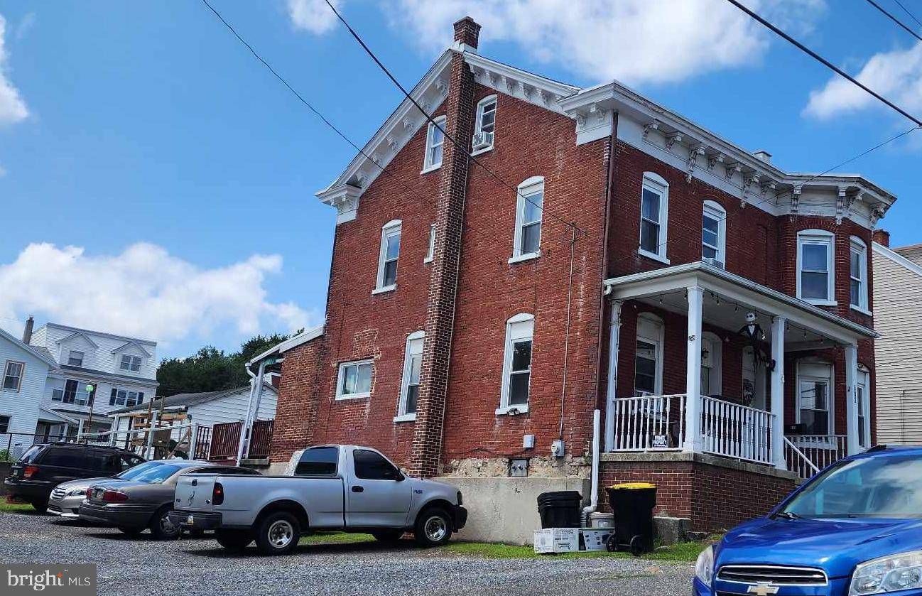 Minersville, PA 17954,600 N 2ND ST