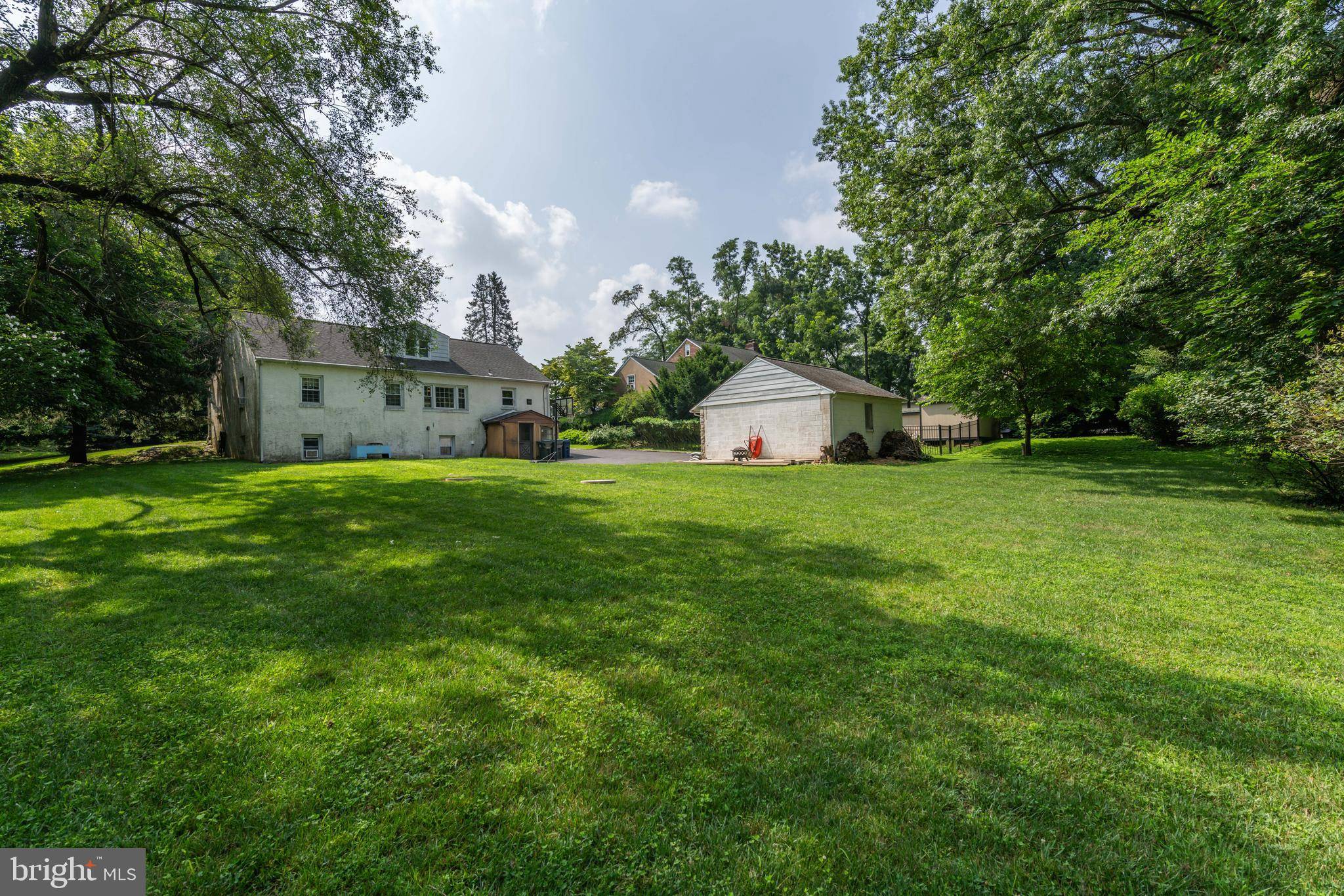 Huntingdon Valley, PA 19006,1526 HUNTINGDON PIKE