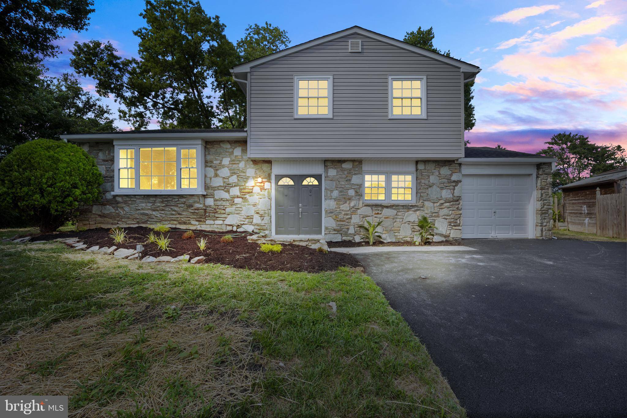 Fairless Hills, PA 19030,505 BARBARA CIR