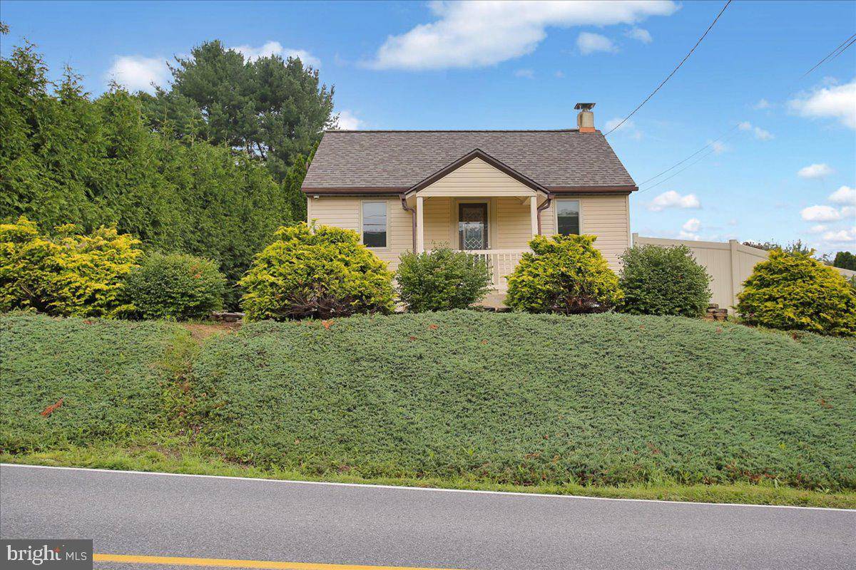 Oley, PA 19547,557 OLEY RD