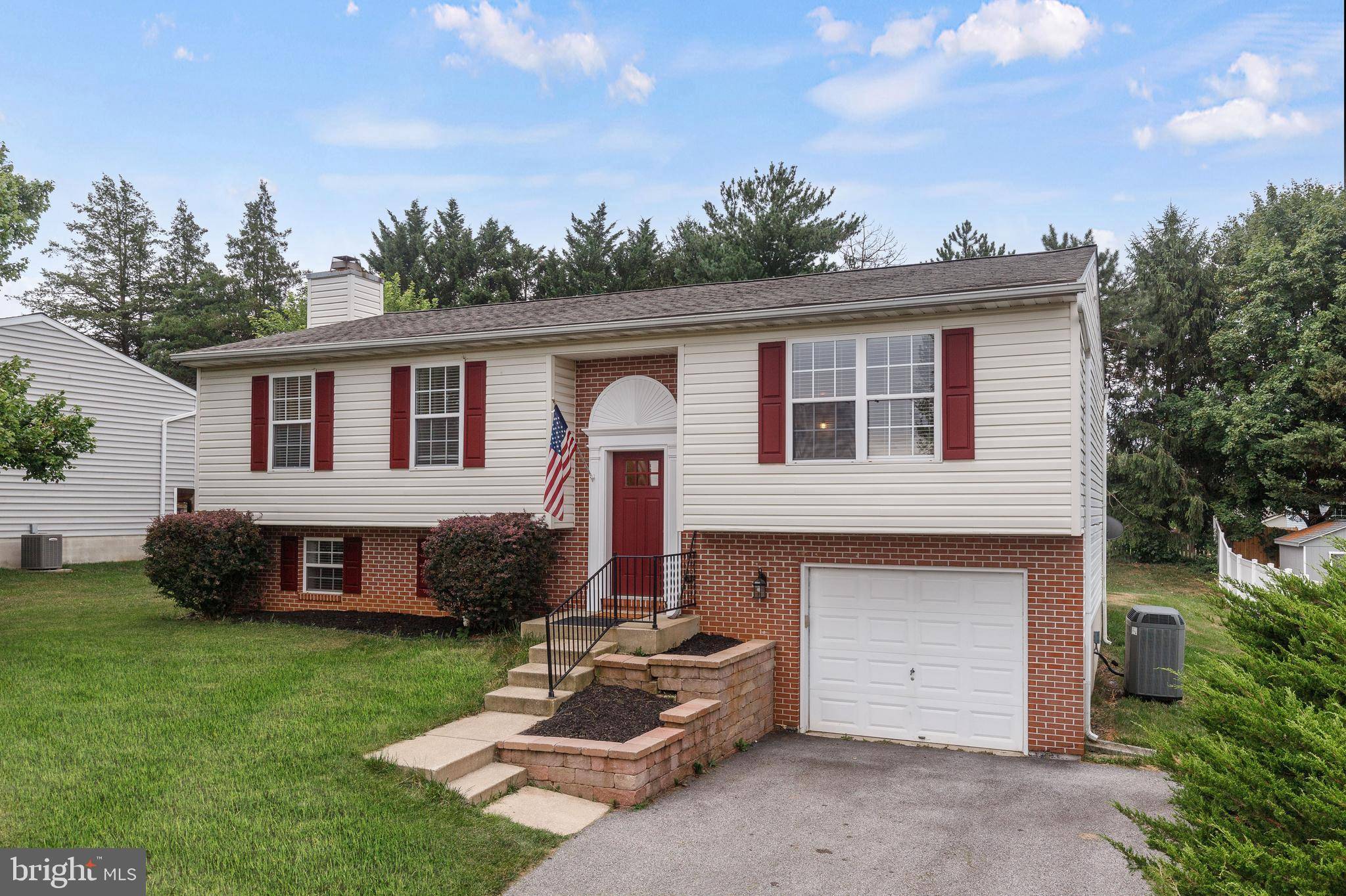 Westminster, MD 21158,350 BUCK CASH DR