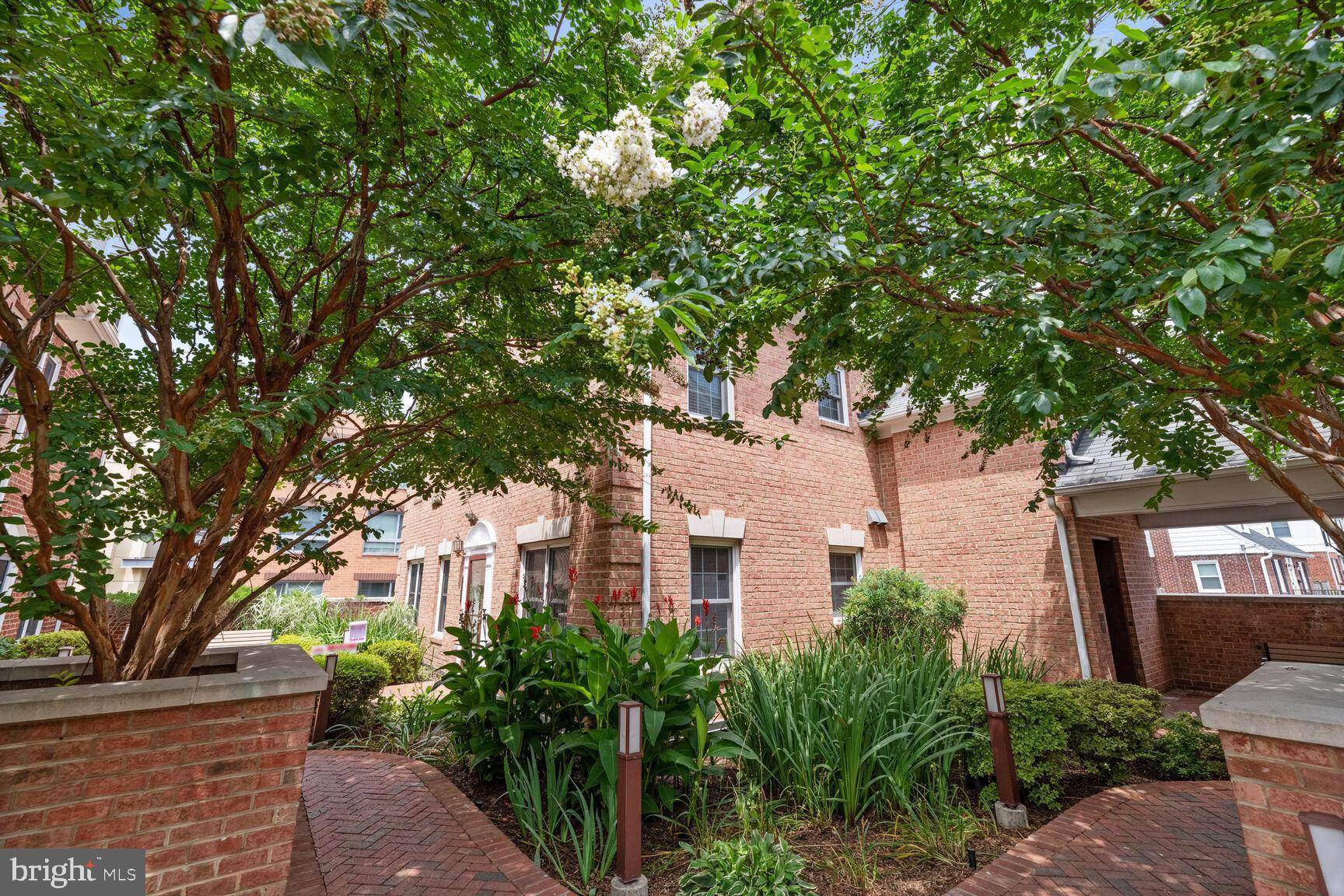 Arlington, VA 22206,2252 S GARFIELD ST #2