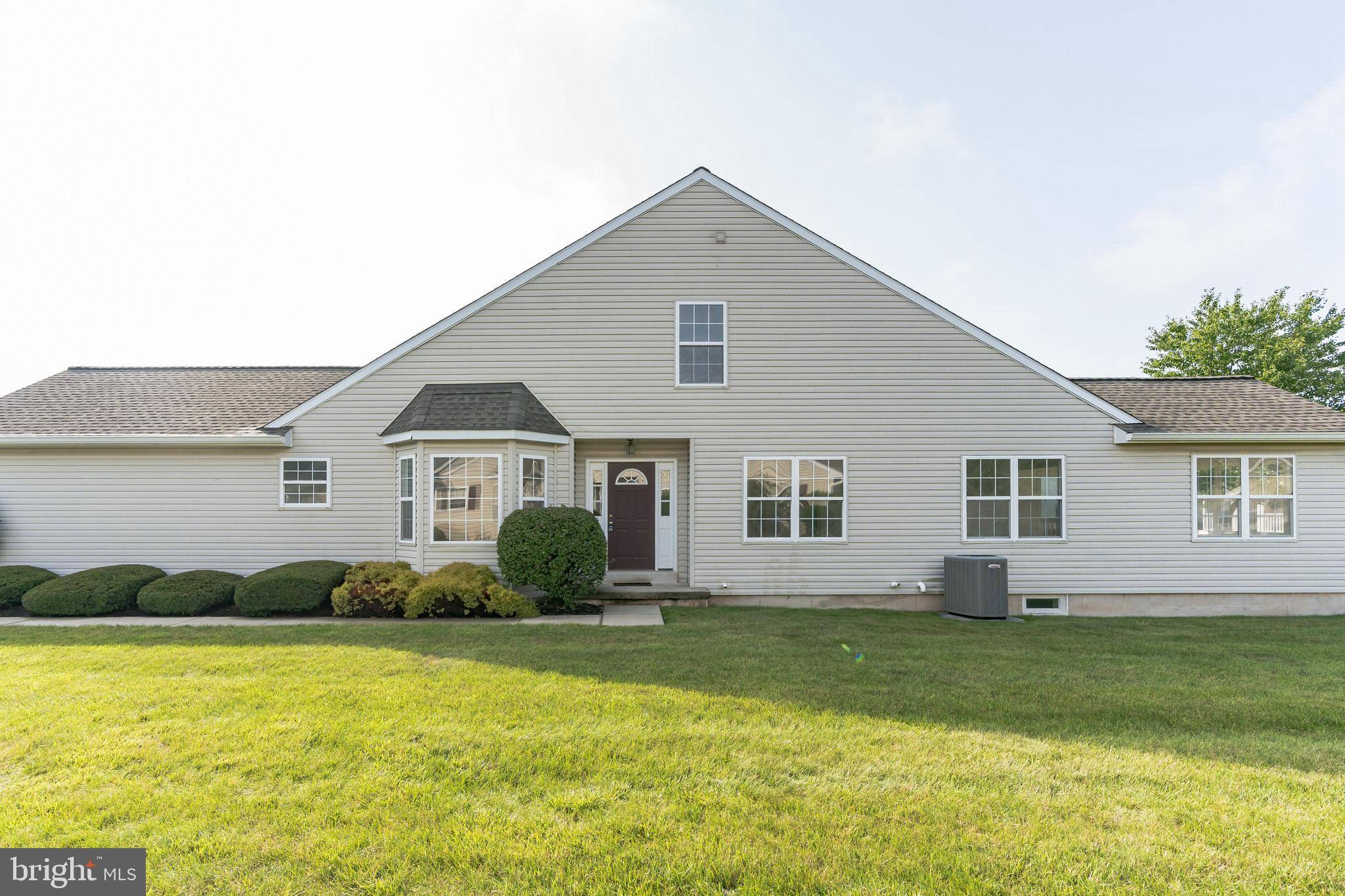 Royersford, PA 19468,313 JEFFERSON CT