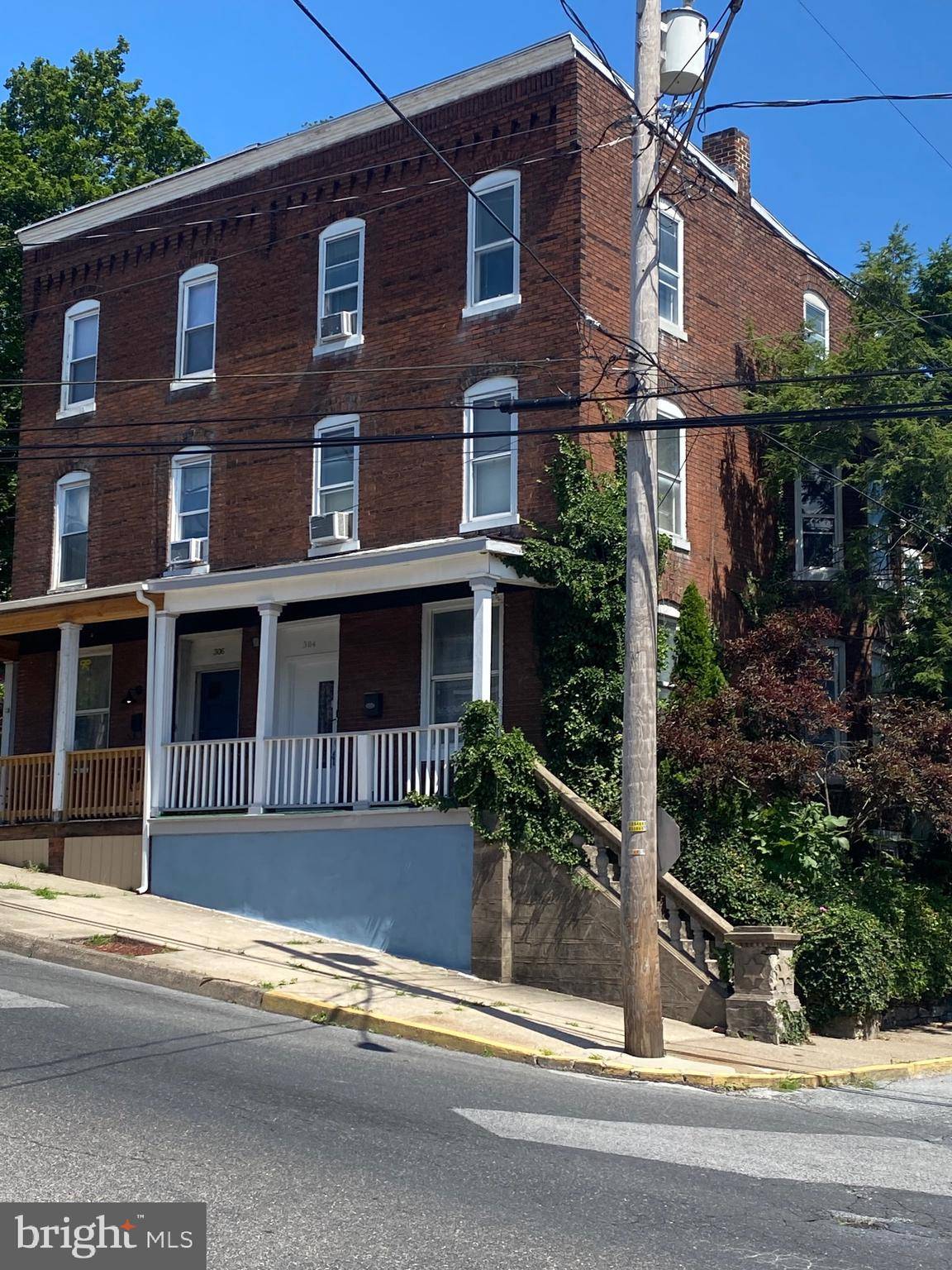 Steelton, PA 17113,304 WALNUT ST