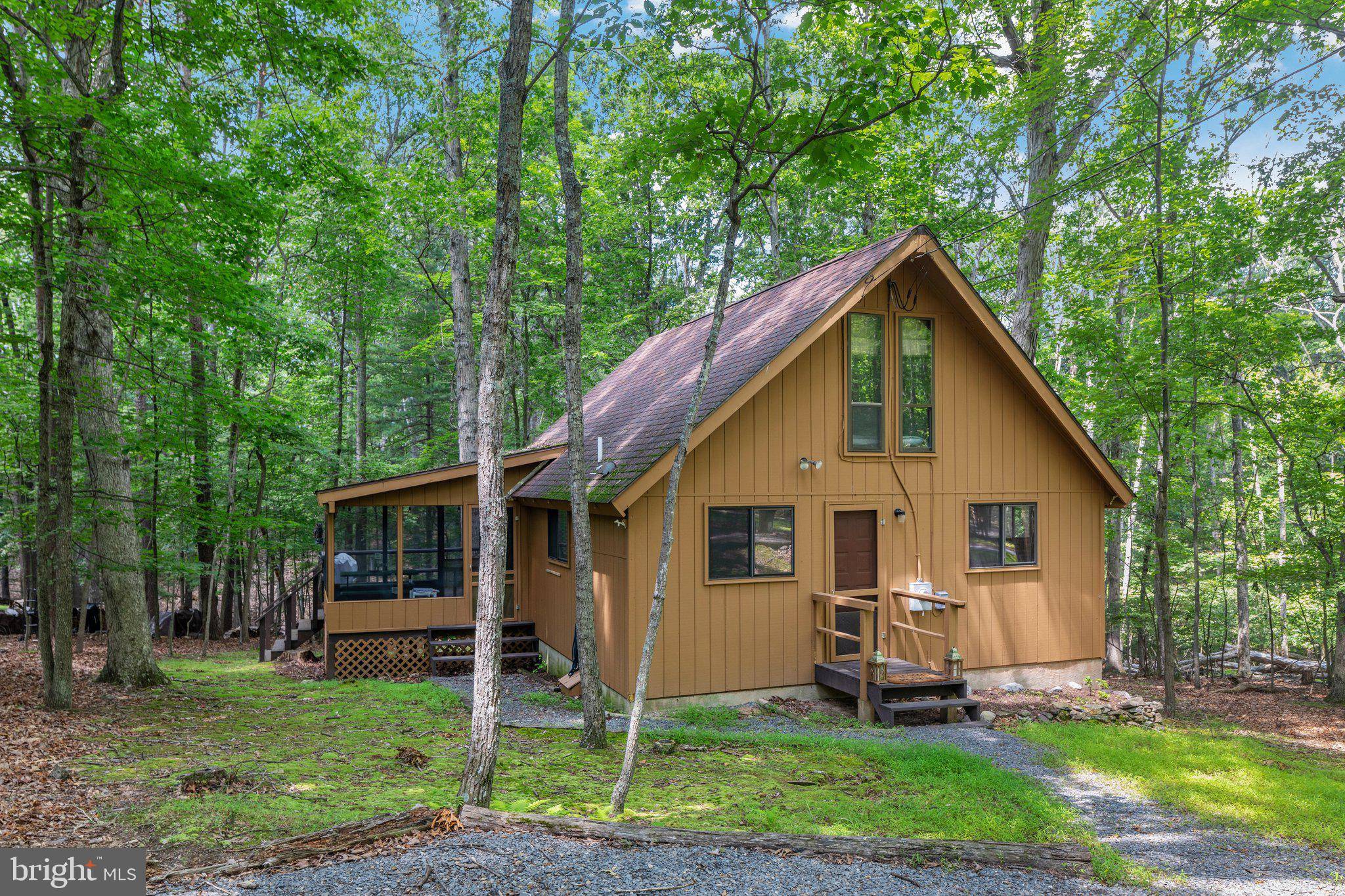 Hedgesville, WV 25427,311 RUFFED GROUSE LN