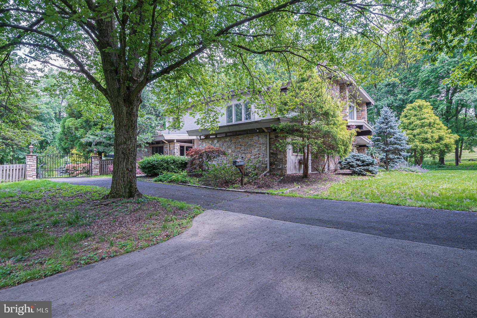 Wyndmoor, PA 19038,8801 HAWTHORNE LN