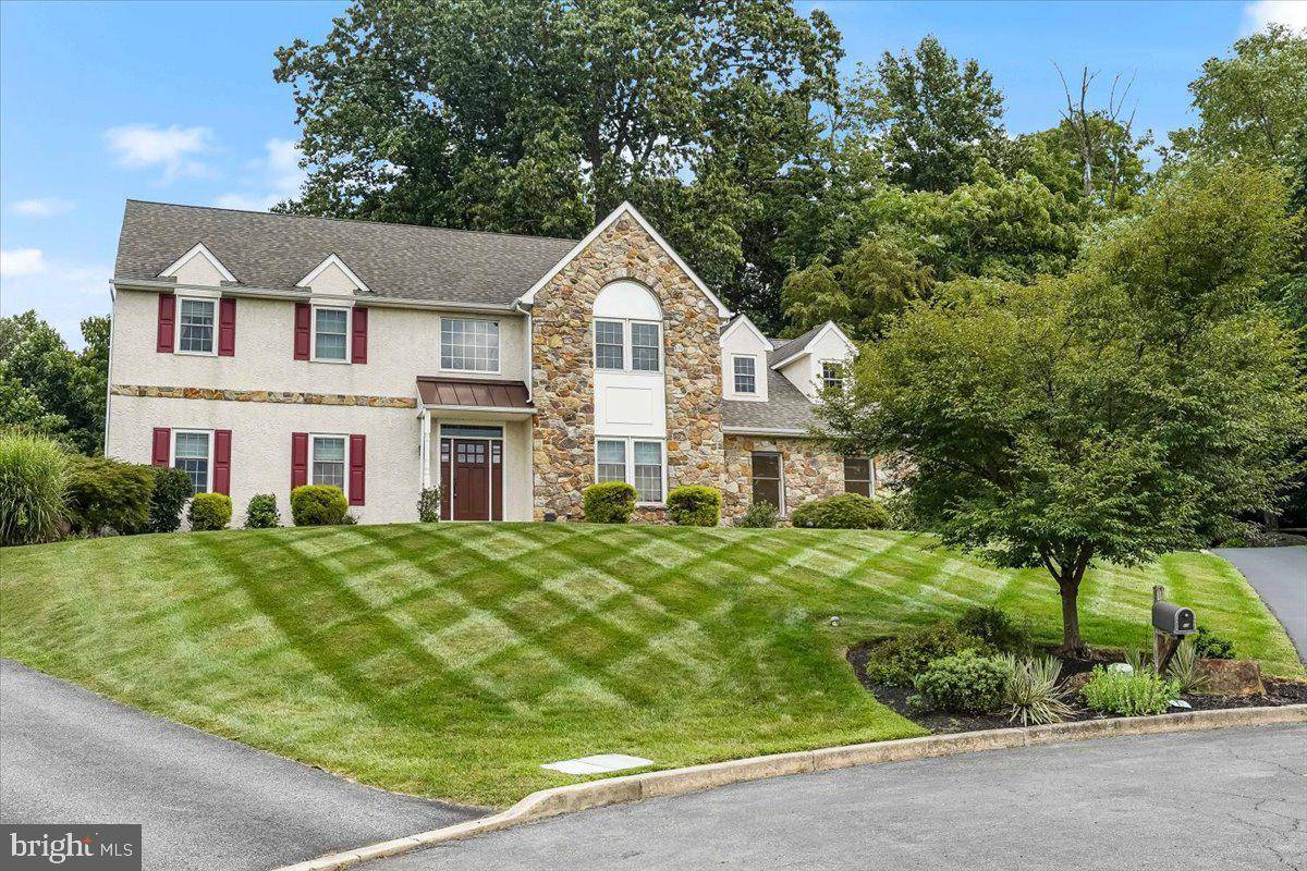 Glen Mills, PA 19342,11 LAURA LYNN LN