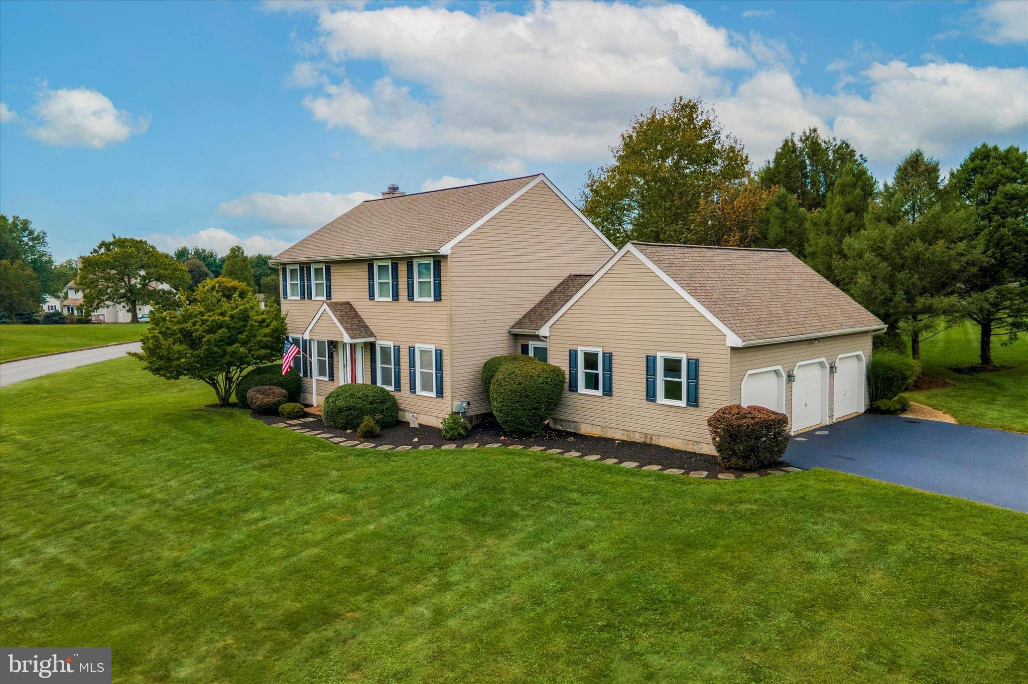 Downingtown, PA 19335,23 PONDS END DR