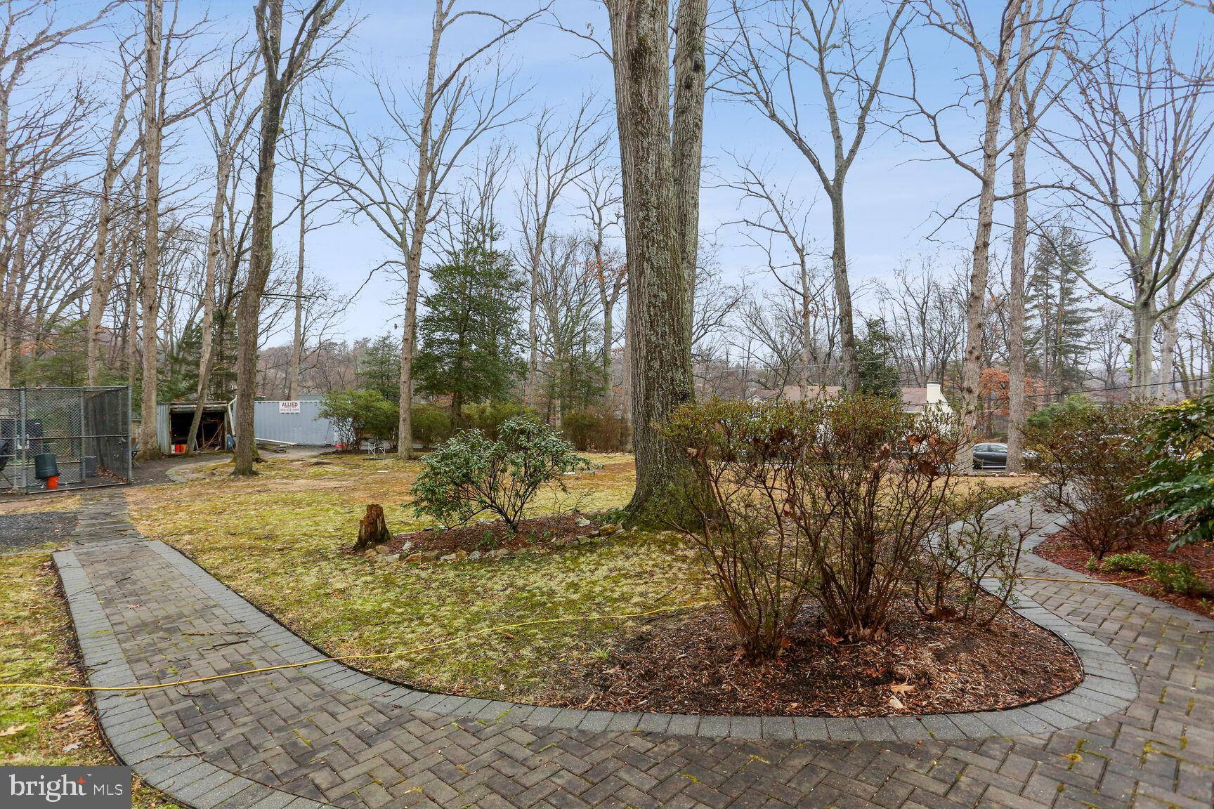 Mclean, VA 22101,6029 WOODLAND TER