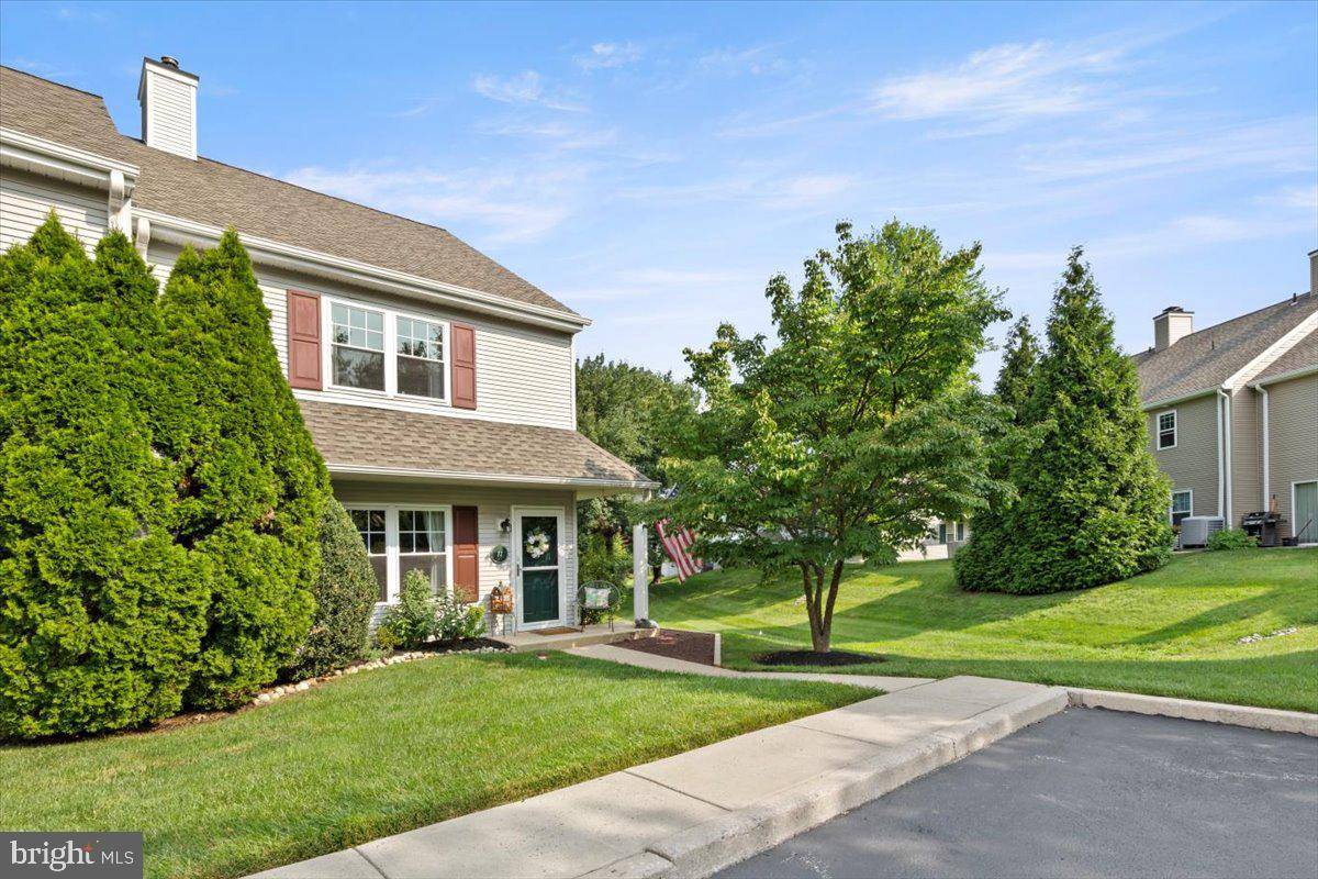 Phoenixville, PA 19460,11 WENDY WAY