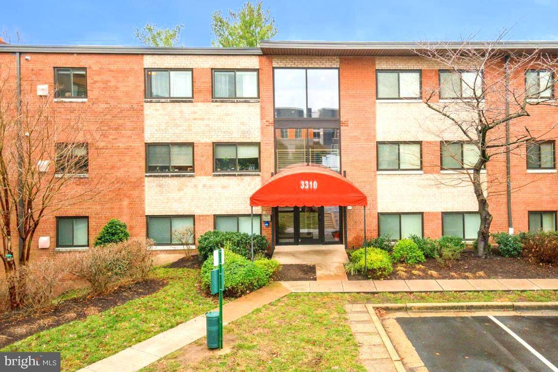 Alexandria, VA 22302,3310 S 28TH ST #401