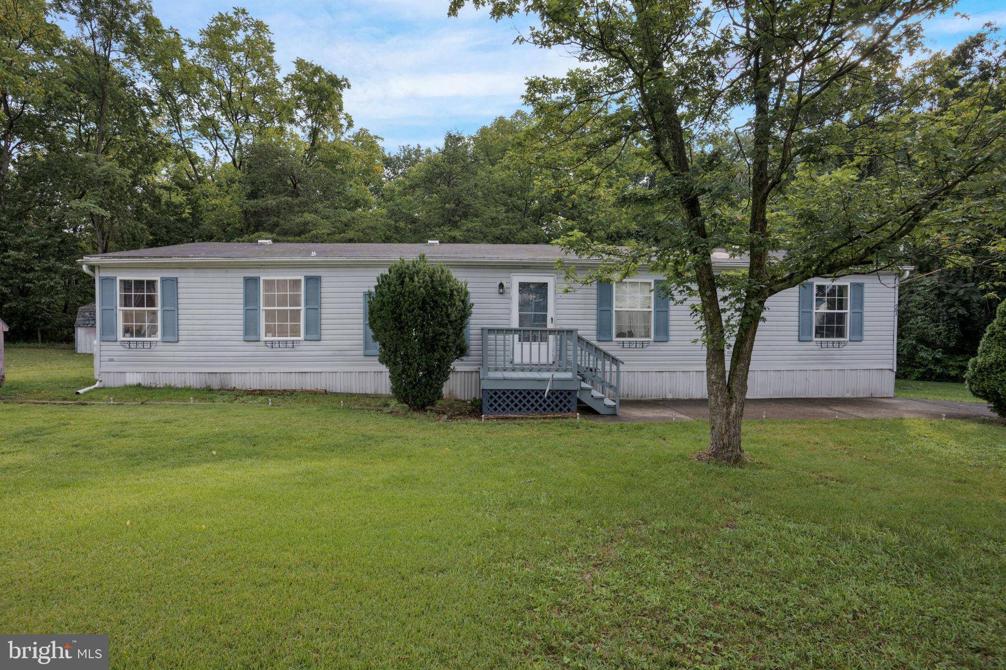 Newville, PA 17241,27 RAYS DR