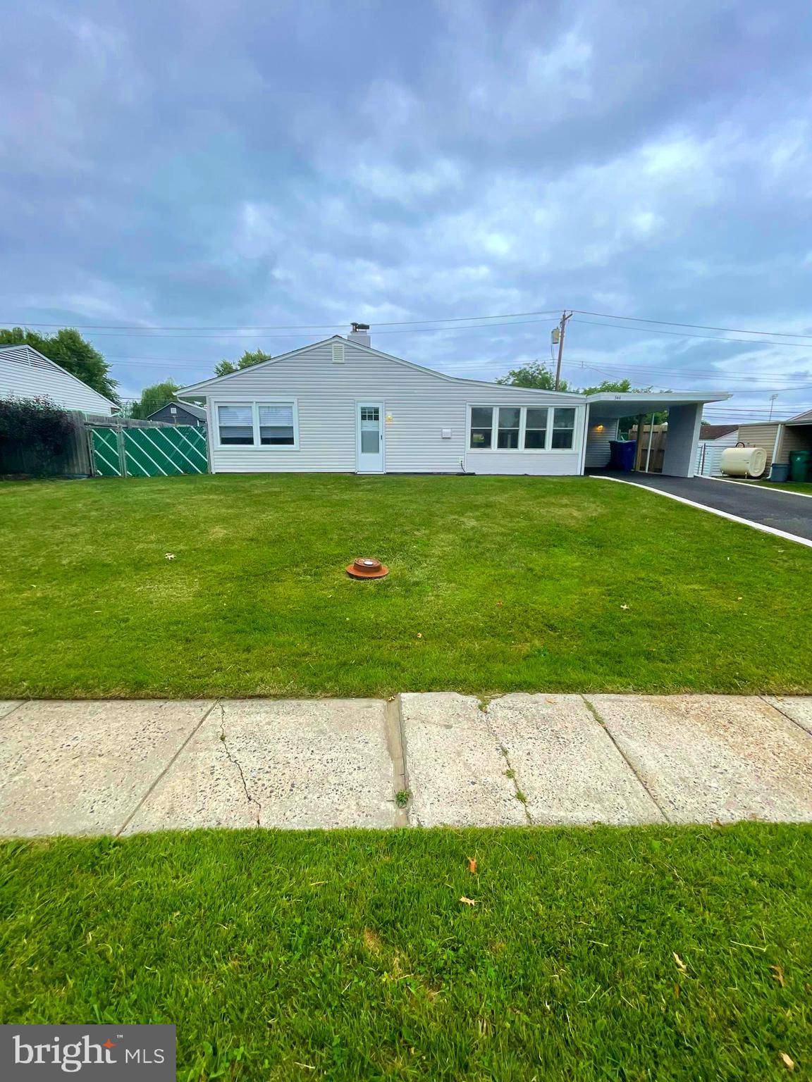 Levittown, PA 19057,344 BLUE RIDGE DR