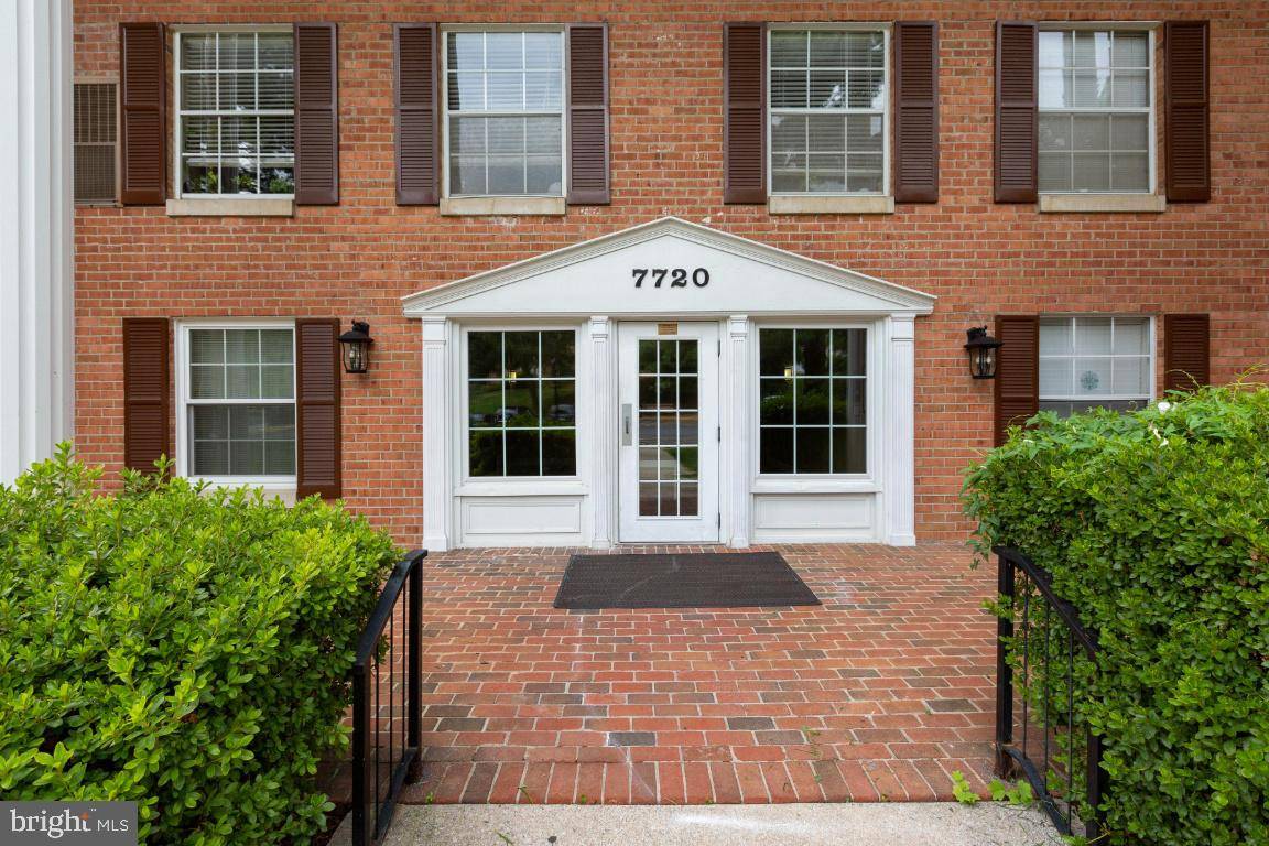 Mclean, VA 22102,7720 TREMAYNE PL #109