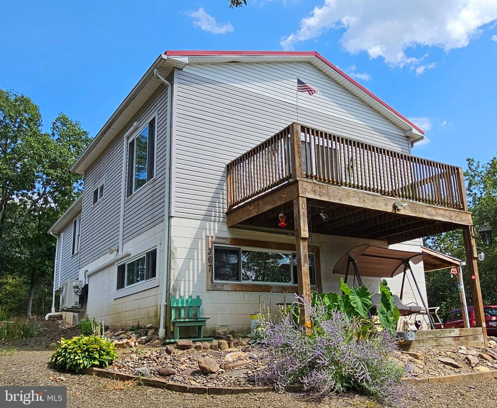 Fort Ashby, WV 26719,367 SANDY LN