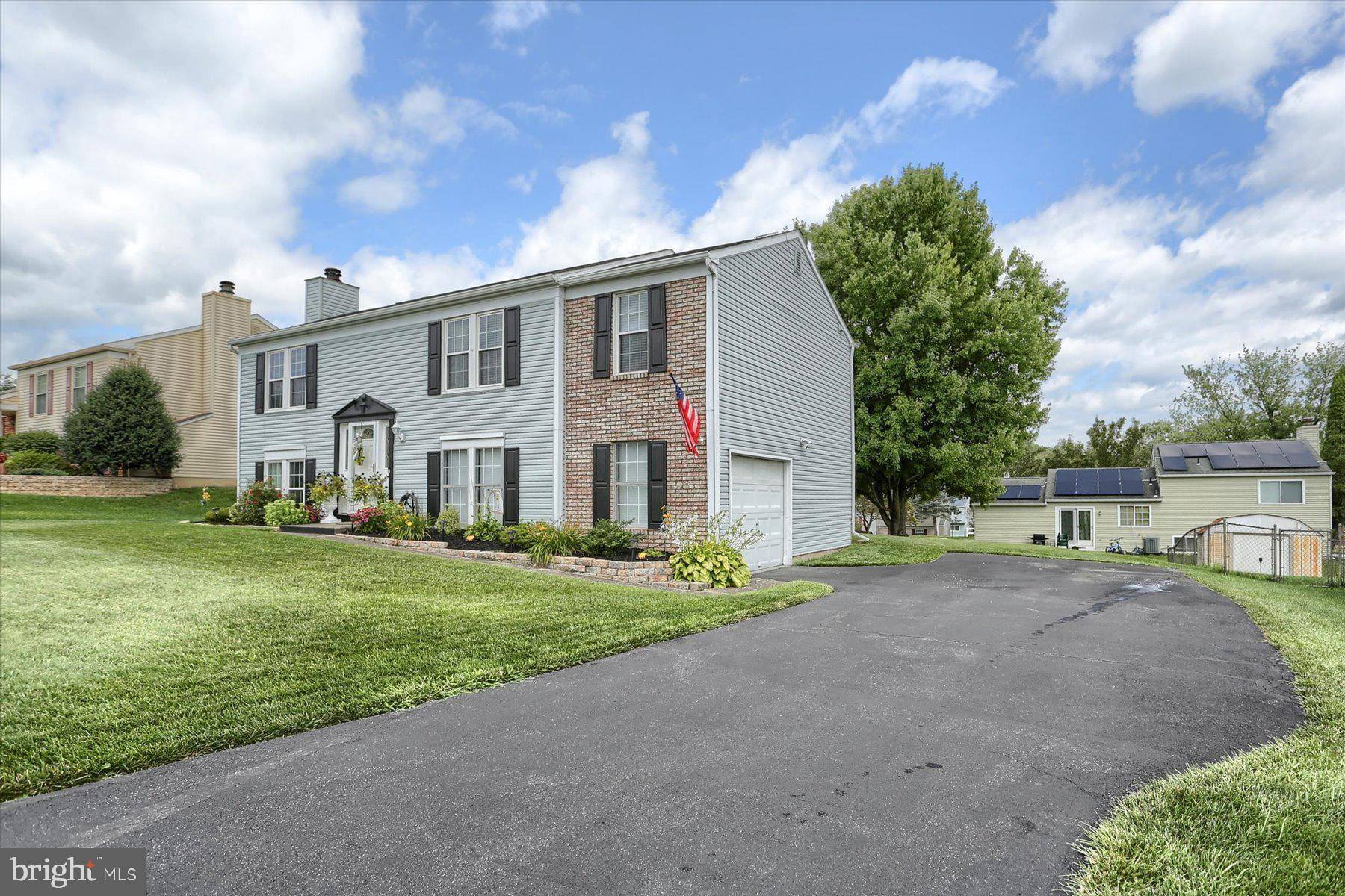 Harrisburg, PA 17110,1516 MEADOWLARK WAY