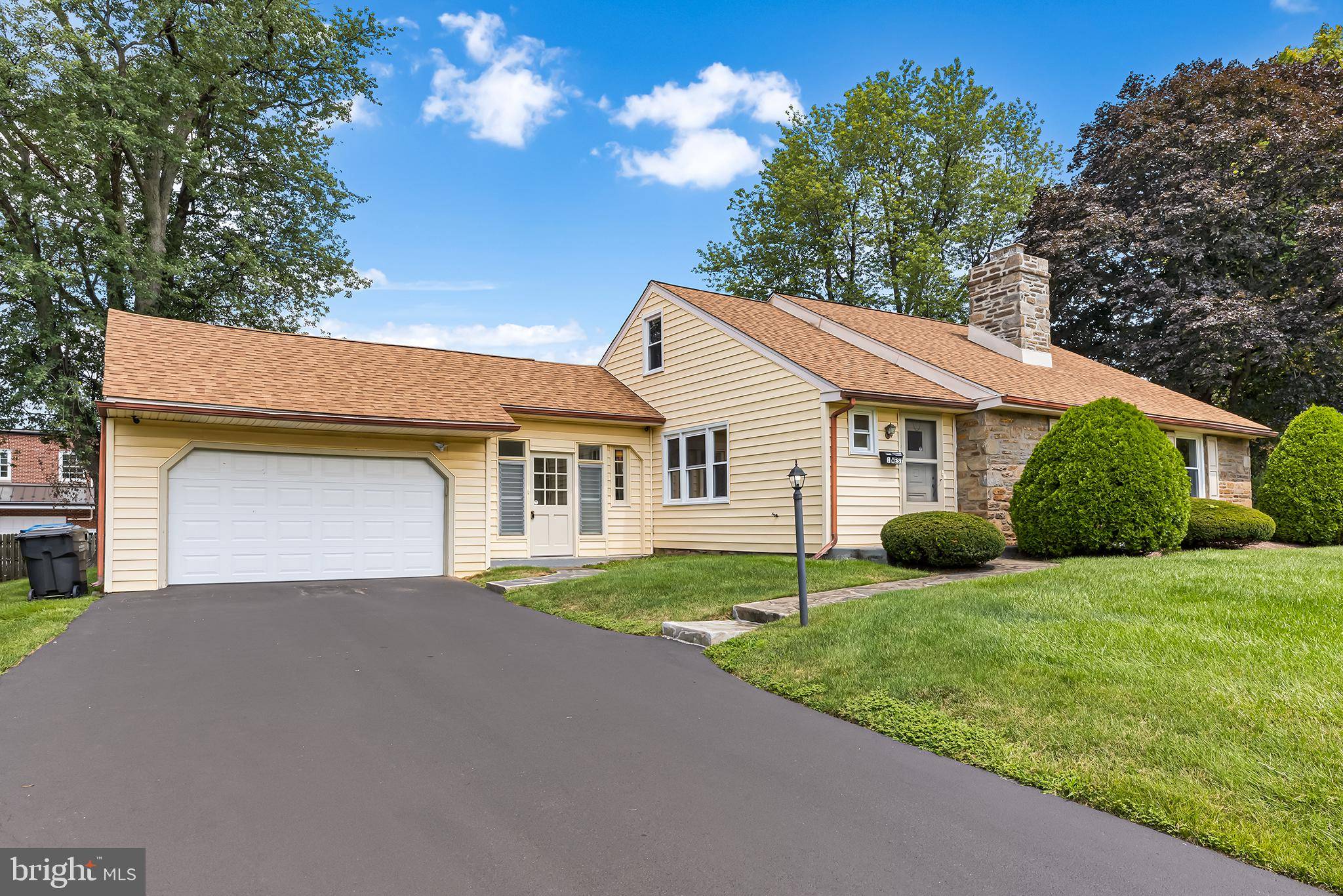 Paoli, PA 19301,1 W GOLF CLUB LN